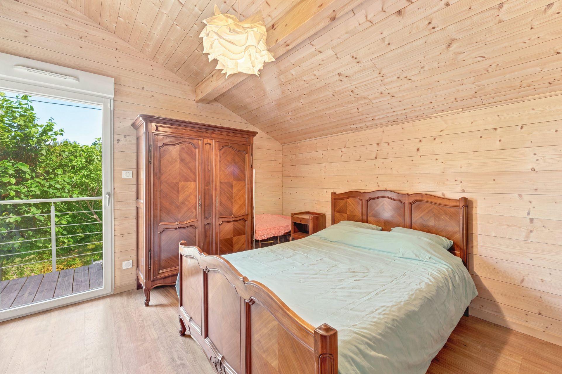 luxury house 8 Rooms for sale on EVIAN LES BAINS (74500)