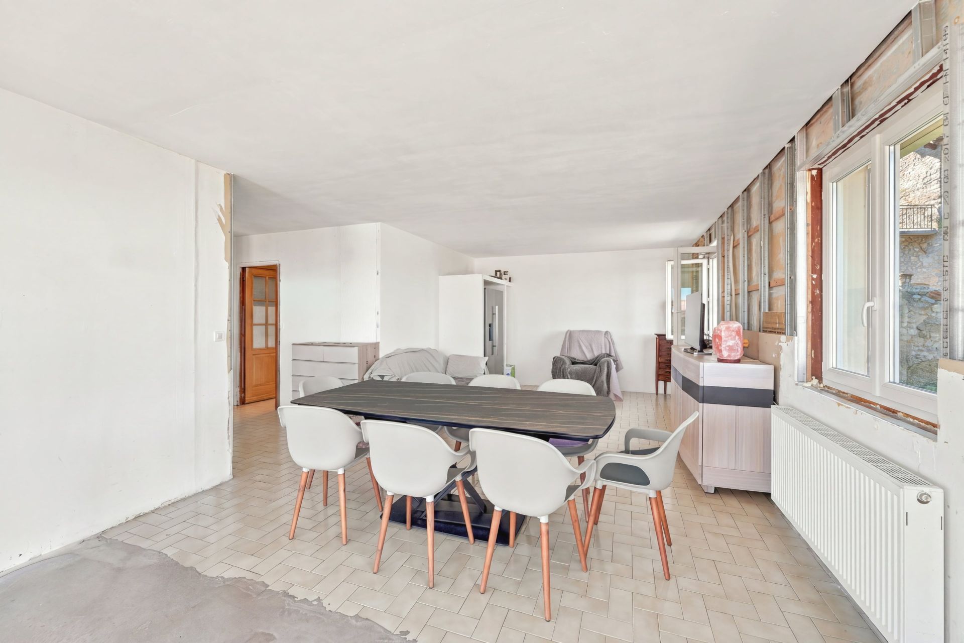 luxury house 4 Rooms for sale on EVIAN LES BAINS (74500)