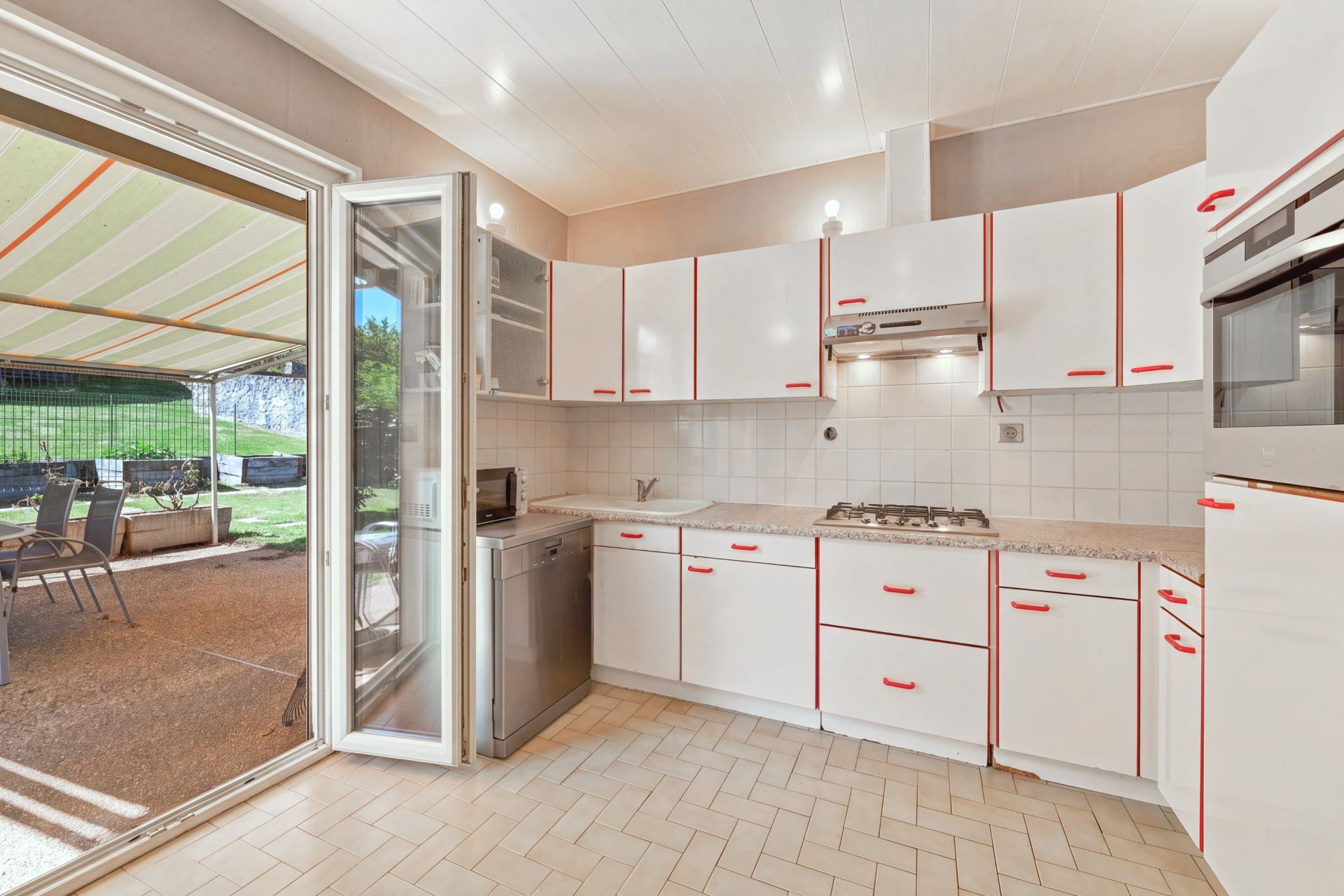 luxury house 4 Rooms for sale on EVIAN LES BAINS (74500)