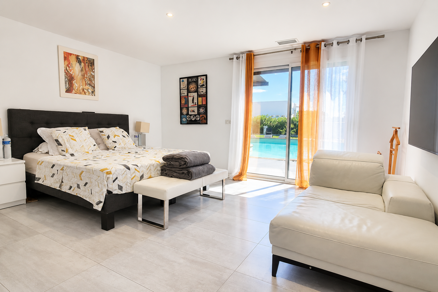 luxury house 6 Rooms for sale on PERPIGNAN (66000)
