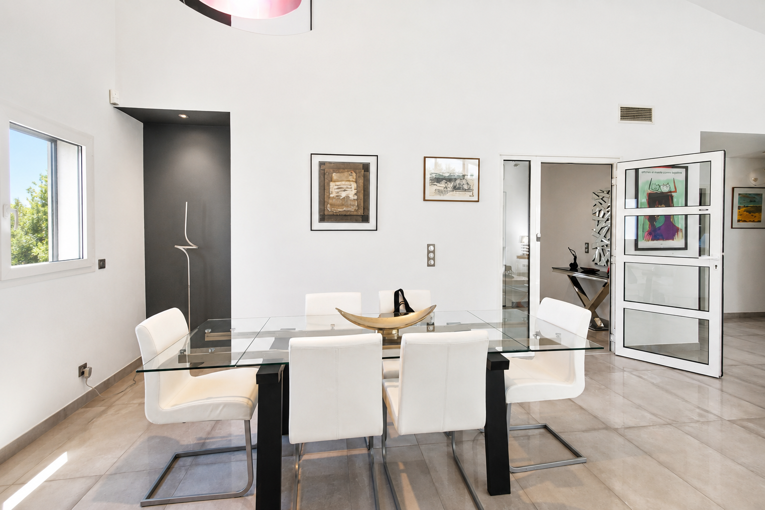 luxury house 6 Rooms for sale on PERPIGNAN (66000)