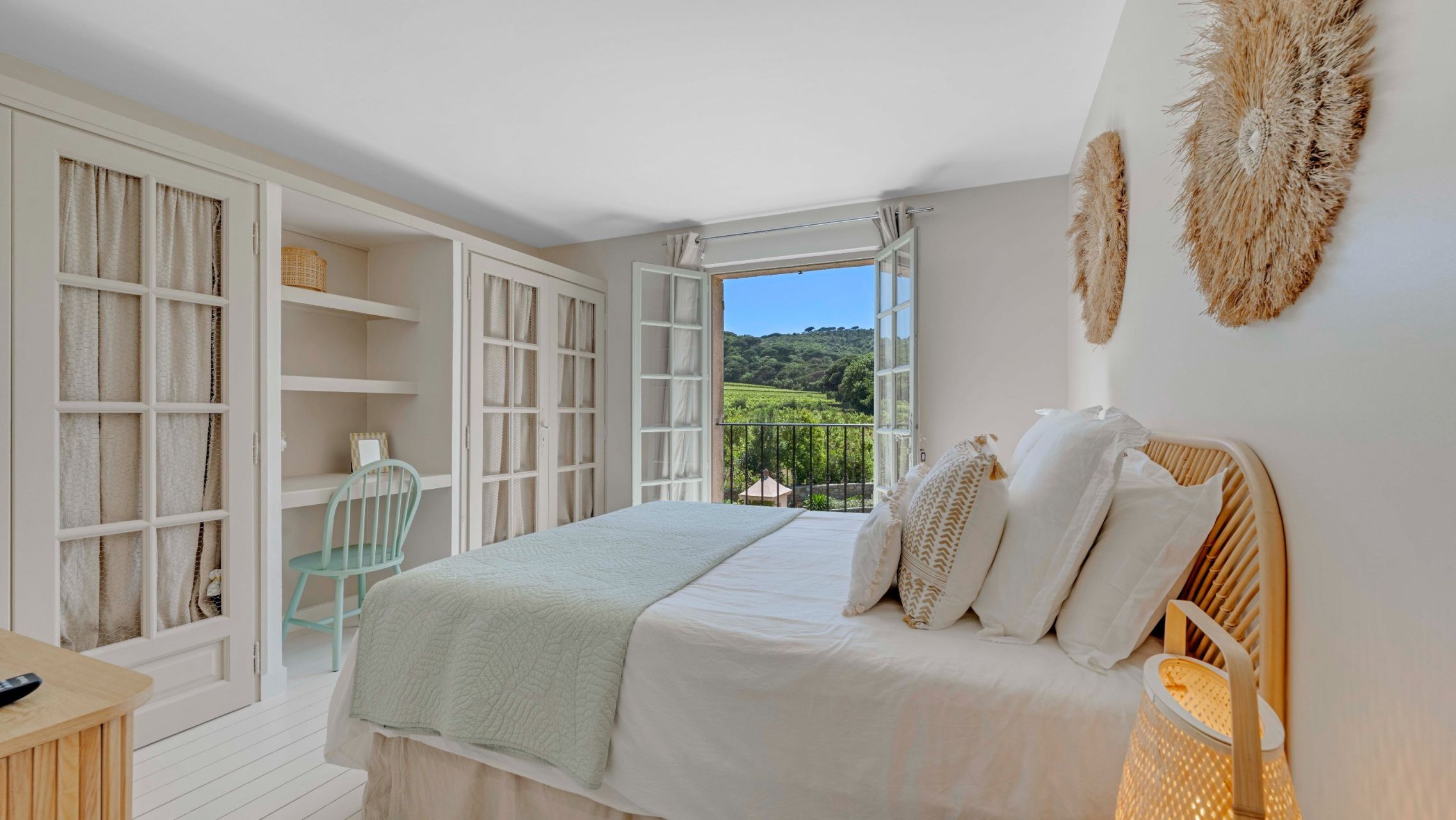 luxury villa 9 Rooms for sale on RAMATUELLE (83350)