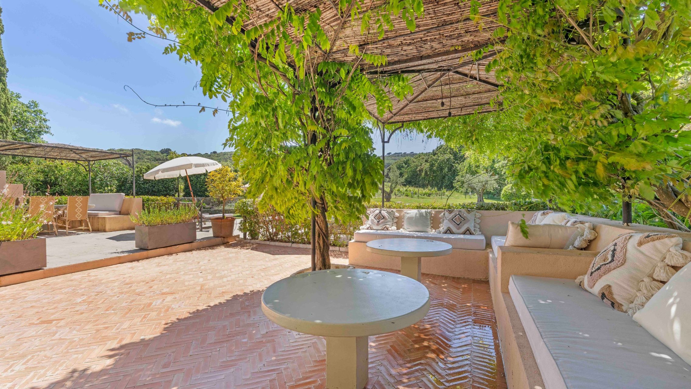 luxury villa 9 Rooms for sale on RAMATUELLE (83350)