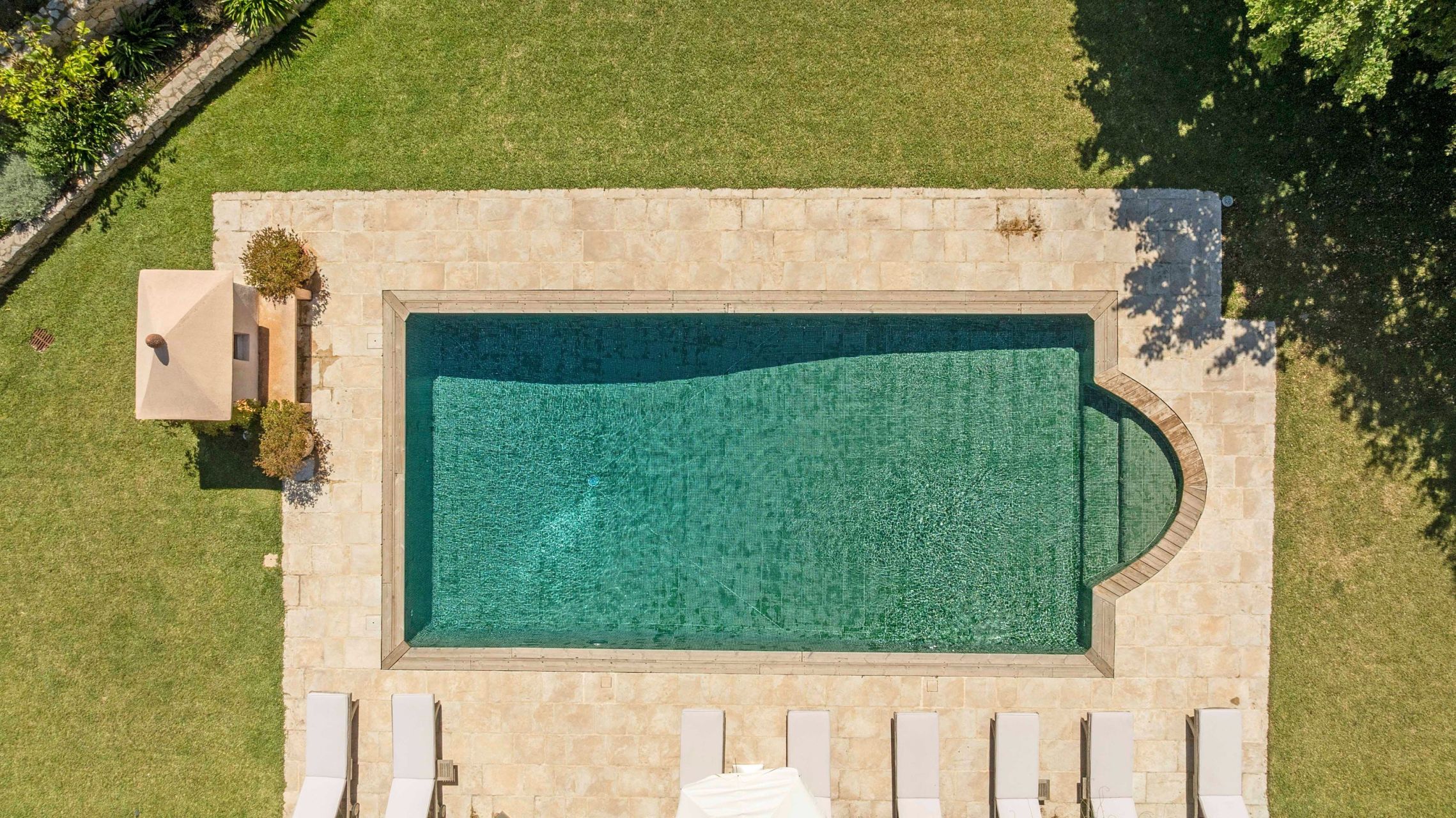 luxury villa 9 Rooms for sale on RAMATUELLE (83350)