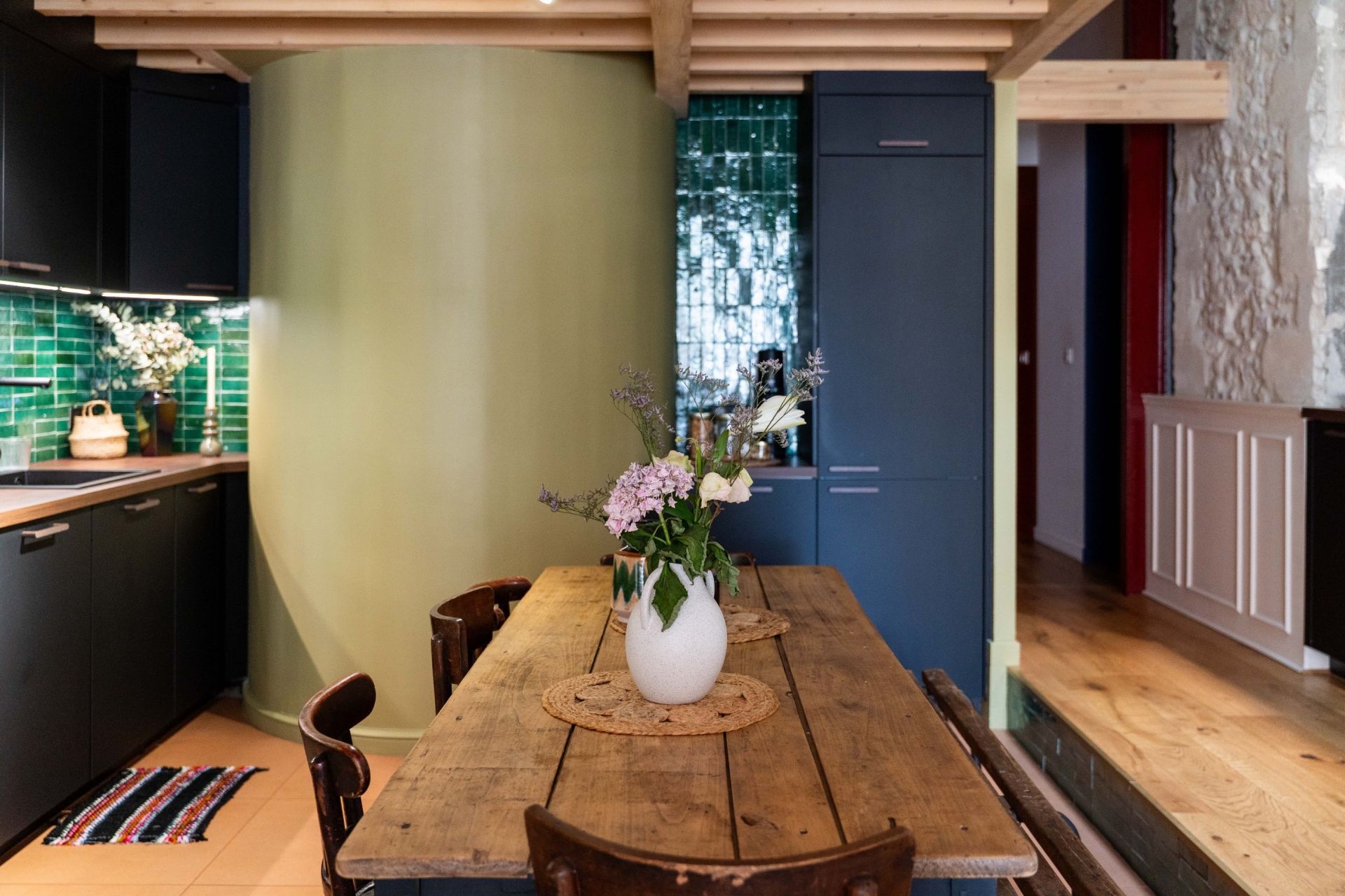 luxury apartment 3 Rooms for sale on LA ROCHELLE (17000)