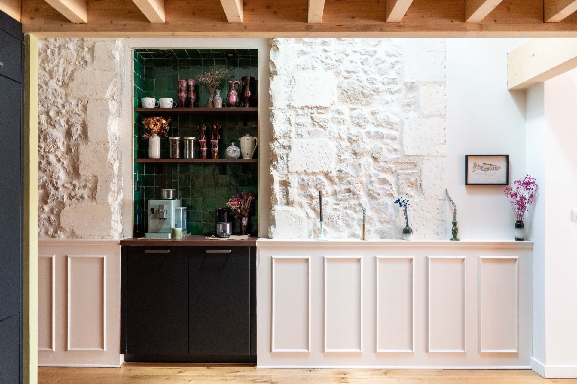 luxury apartment 3 Rooms for sale on LA ROCHELLE (17000)