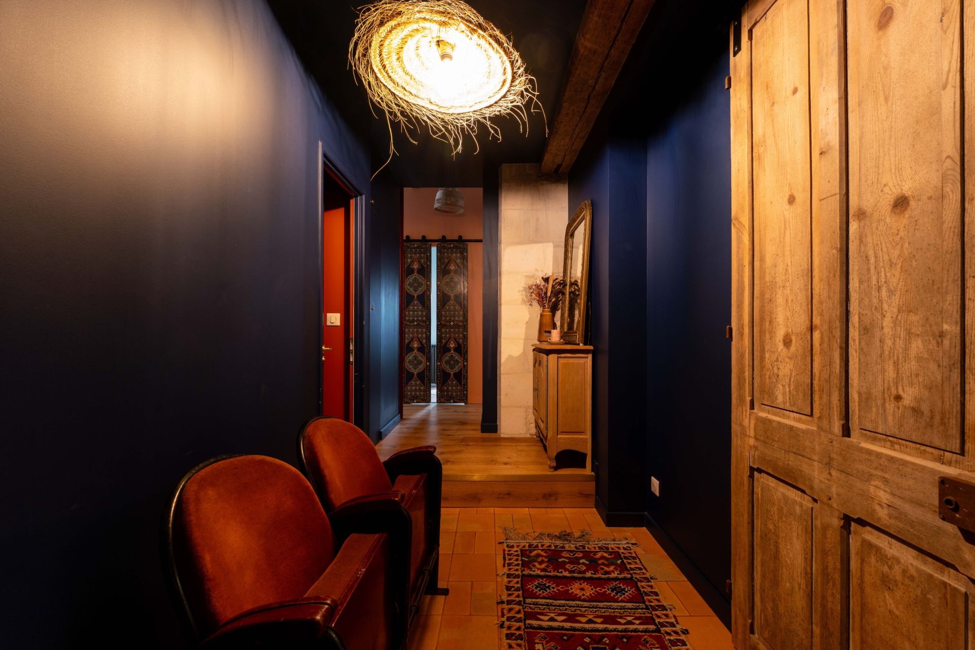 luxury apartment 3 Rooms for sale on LA ROCHELLE (17000)