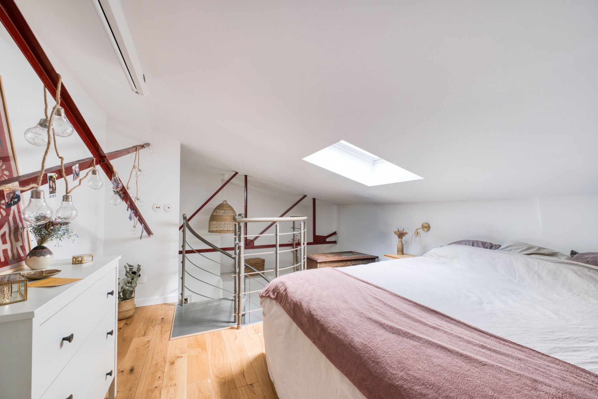 luxury apartment 3 Rooms for sale on LA ROCHELLE (17000)