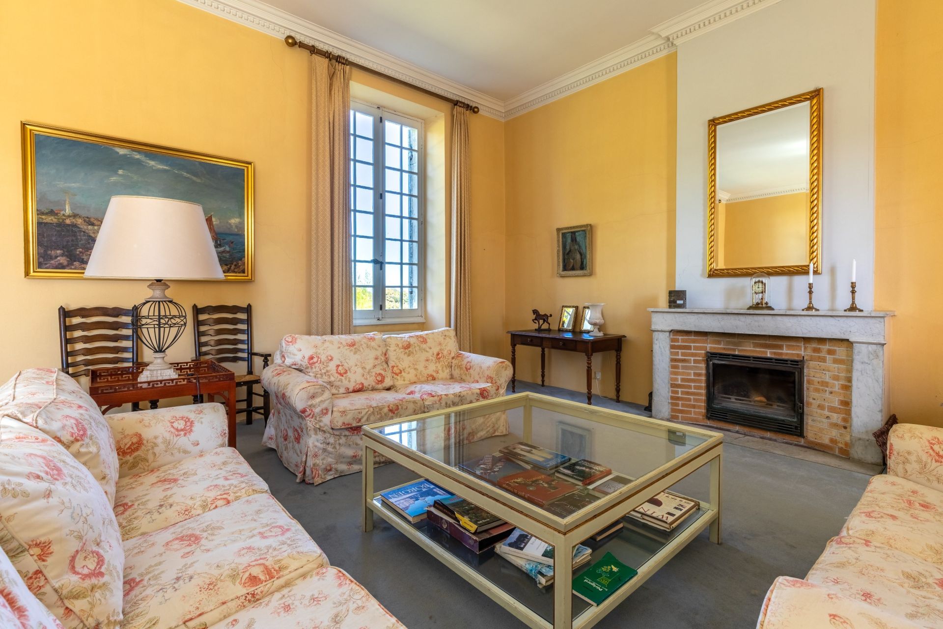 castle 10 Rooms for sale on BORDEAUX (33000)