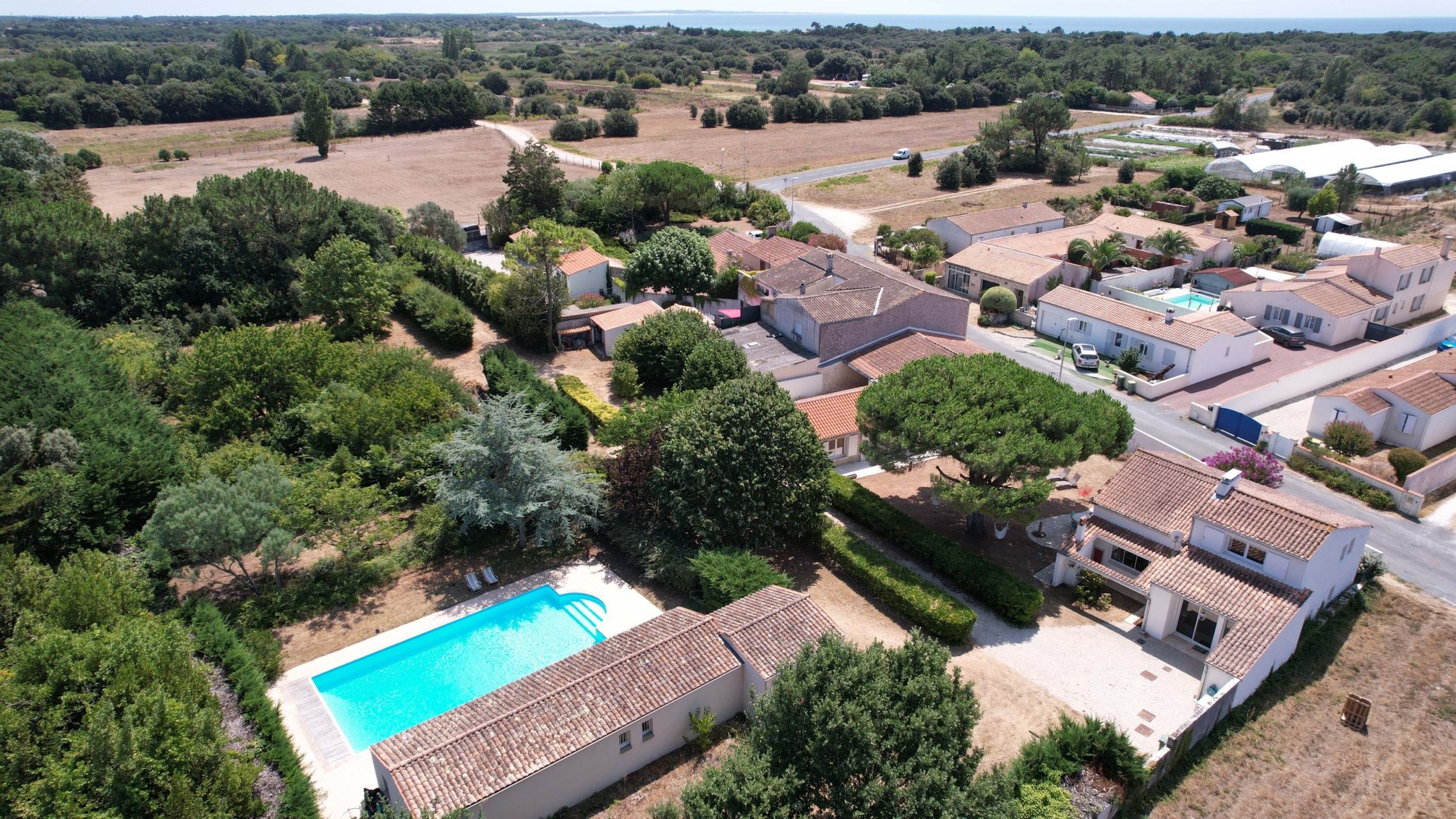 luxury house 10 Rooms for sale on ST PIERRE D OLERON (17310)