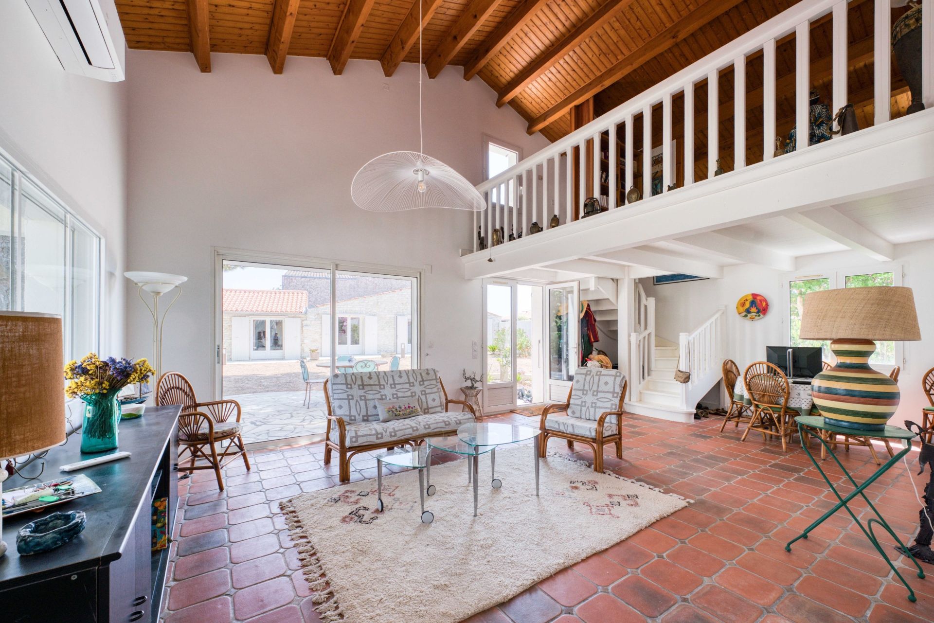 luxury house 10 Rooms for sale on ST PIERRE D OLERON (17310)