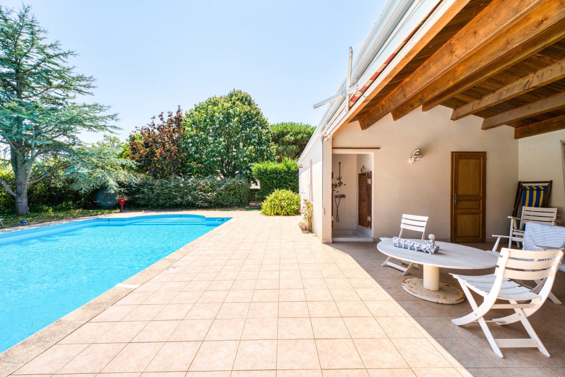 luxury house 10 Rooms for sale on ST PIERRE D OLERON (17310)