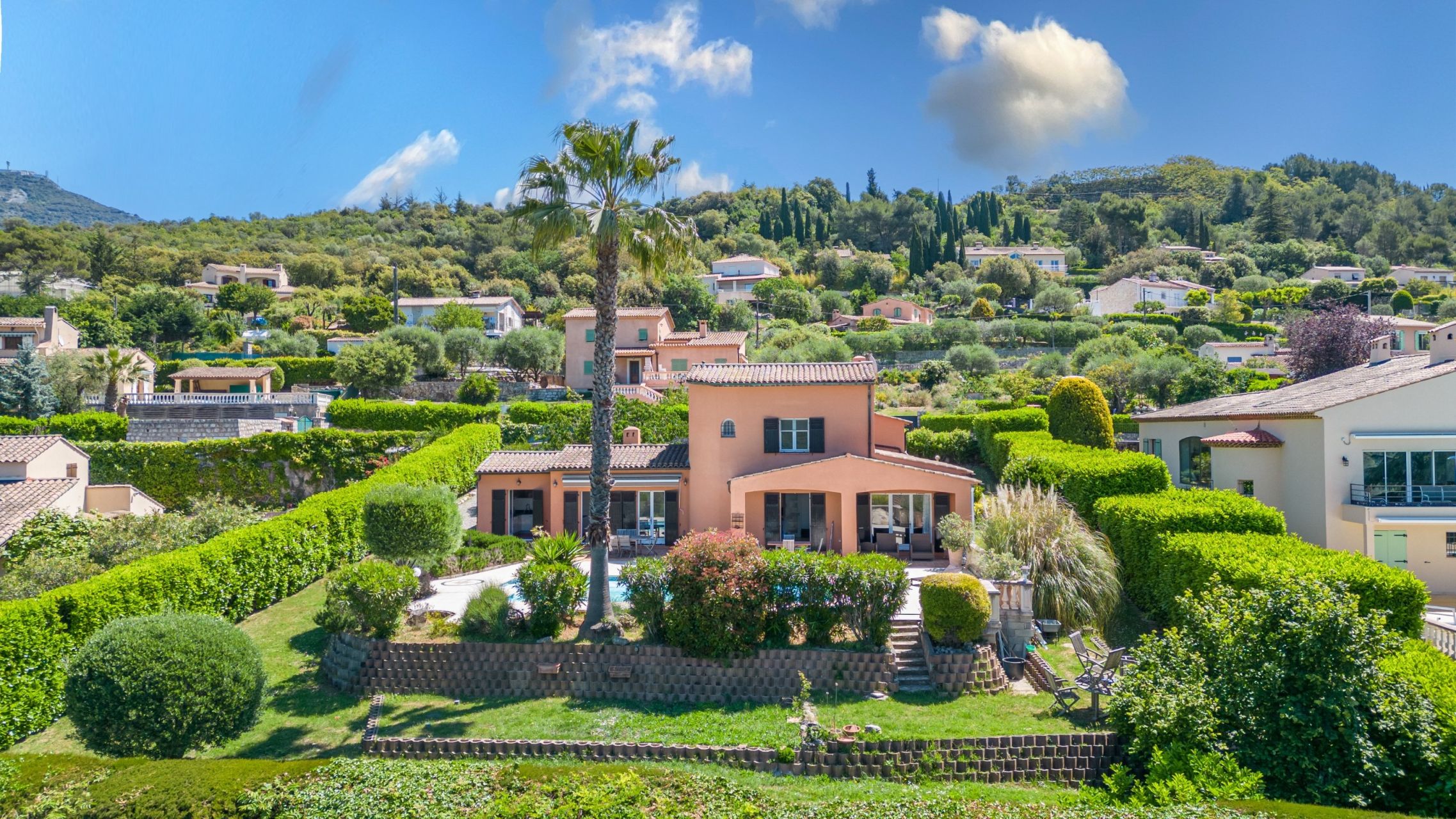 luxury villa 6 Rooms for sale on LA TURBIE (06320)