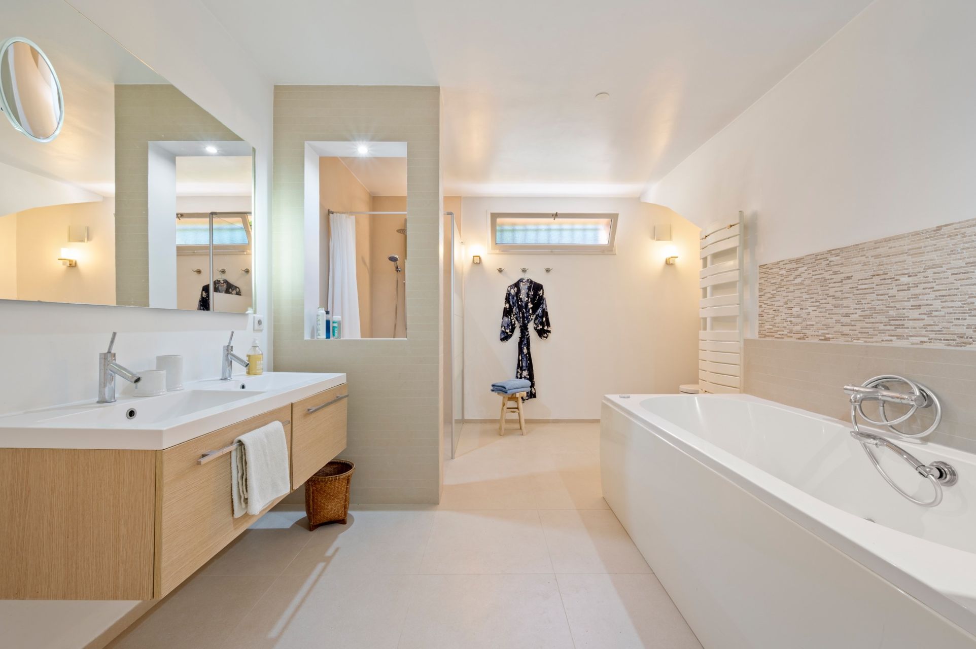 luxury villa 6 Rooms for sale on LA TURBIE (06320)