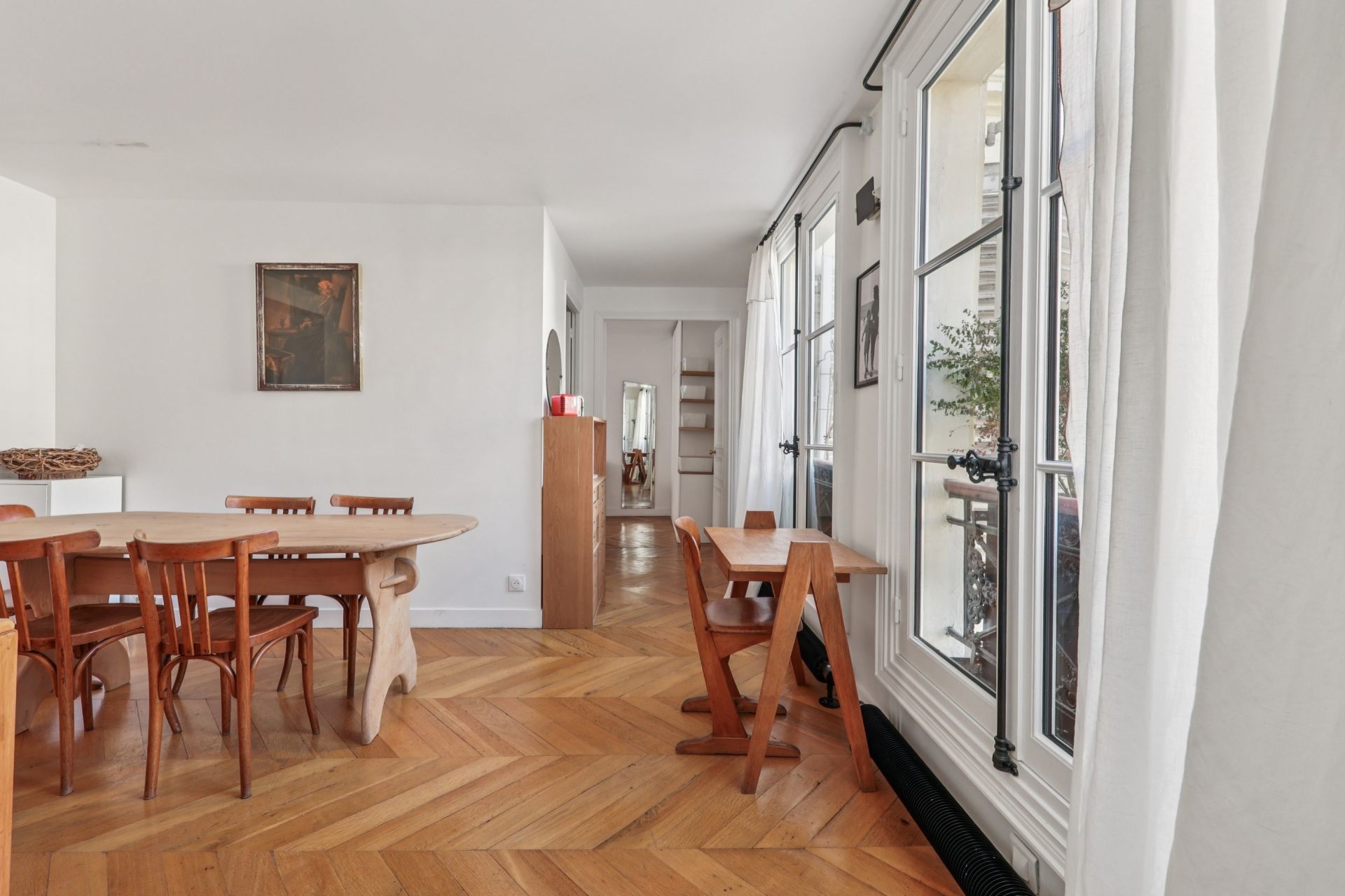 luxury apartment 4 Rooms for rent on PARIS (75007)