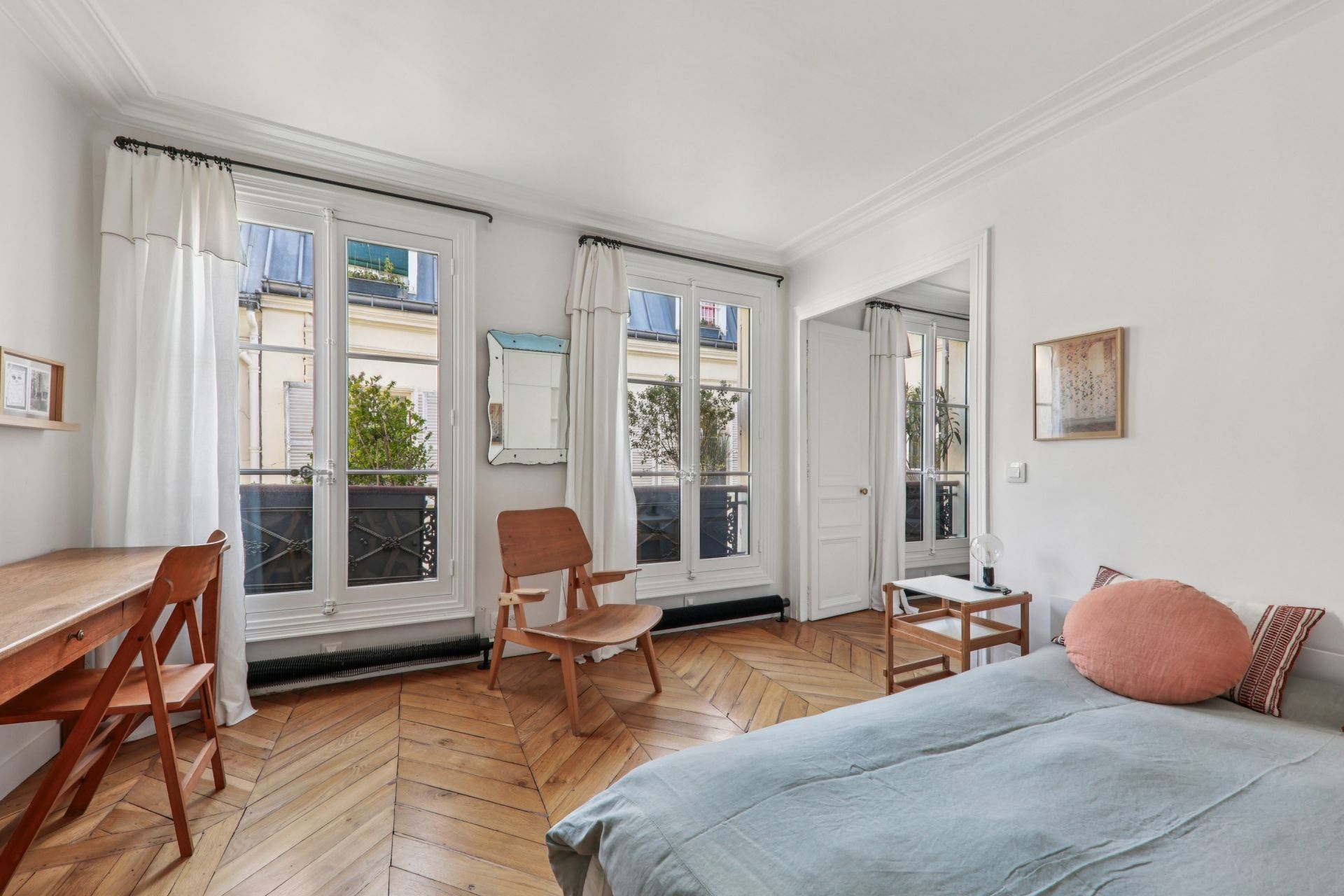 luxury apartment 4 Rooms for rent on PARIS (75007)