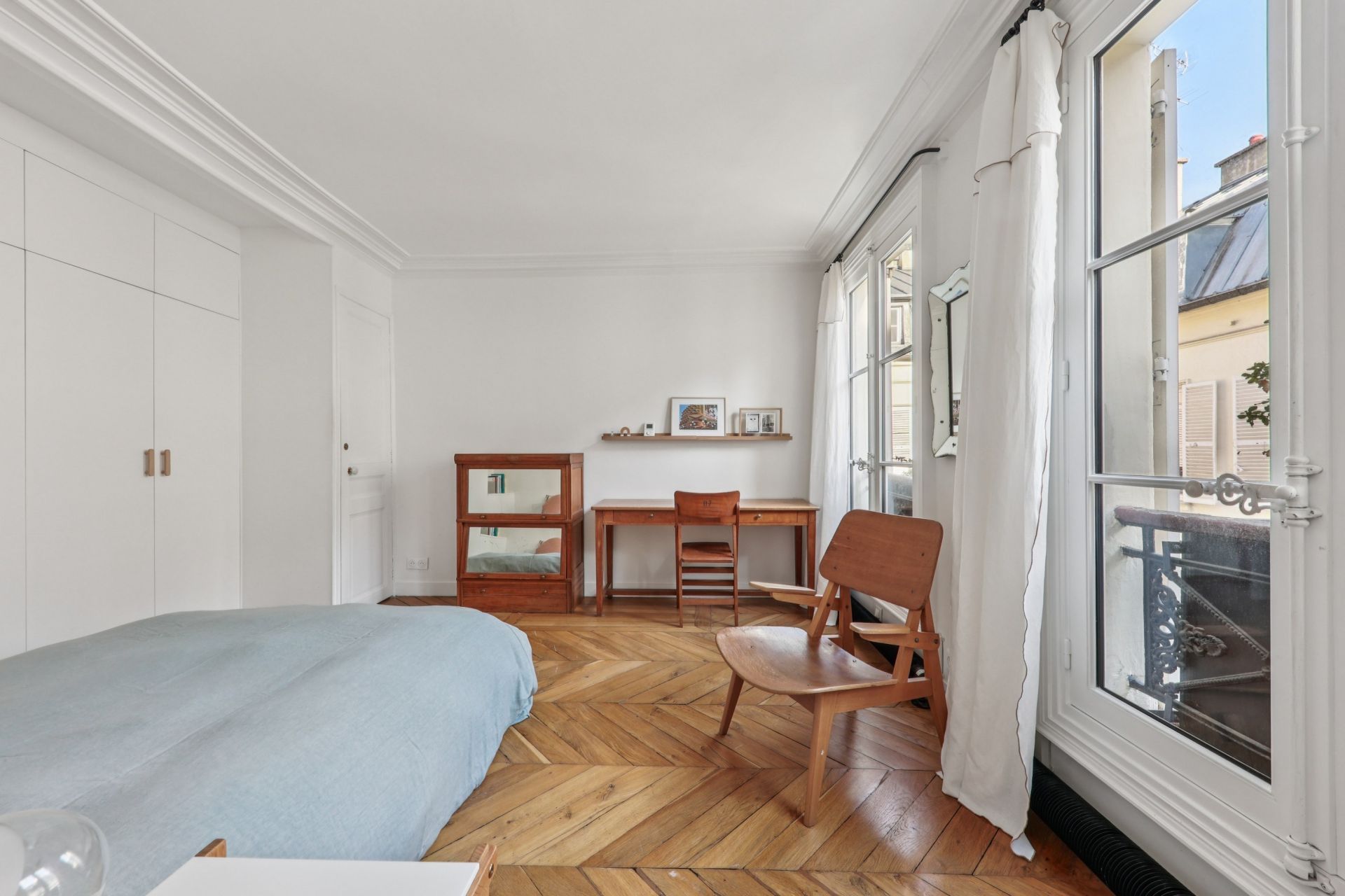 luxury apartment 4 Rooms for rent on PARIS (75007)