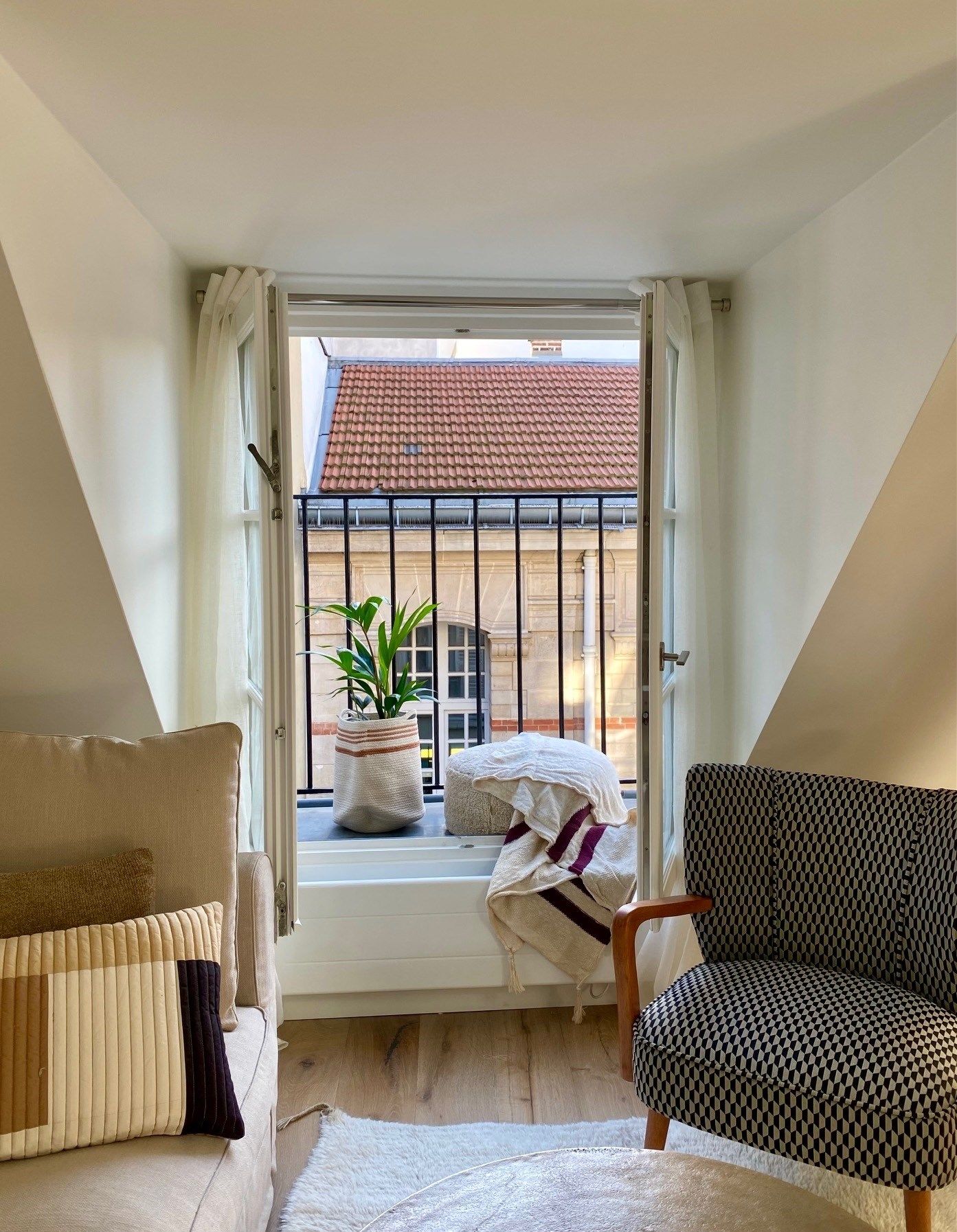 luxury apartment 2 Rooms for rent on PARIS (75003)
