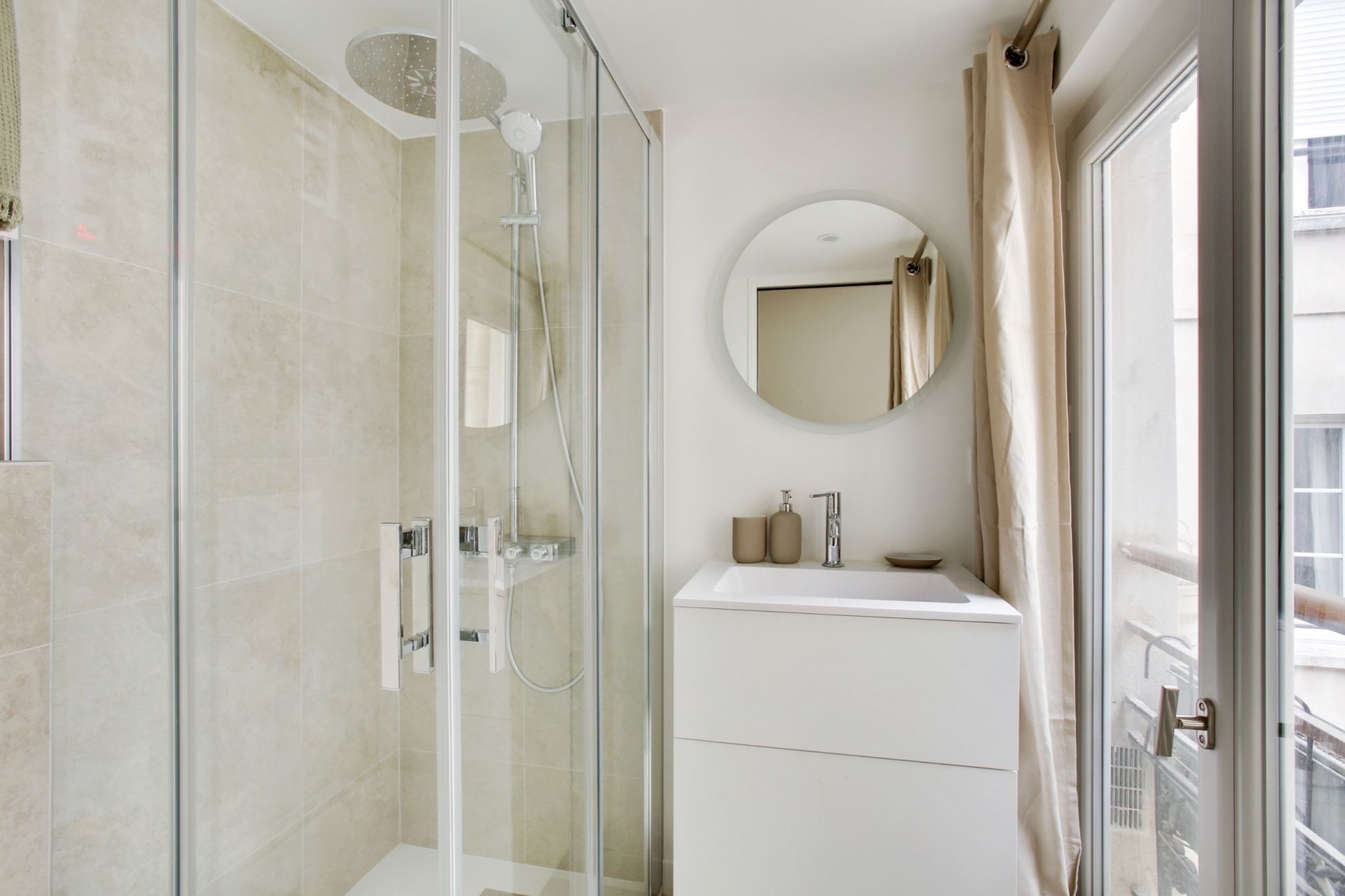 luxury apartment 2 Rooms for rent on PARIS (75003)