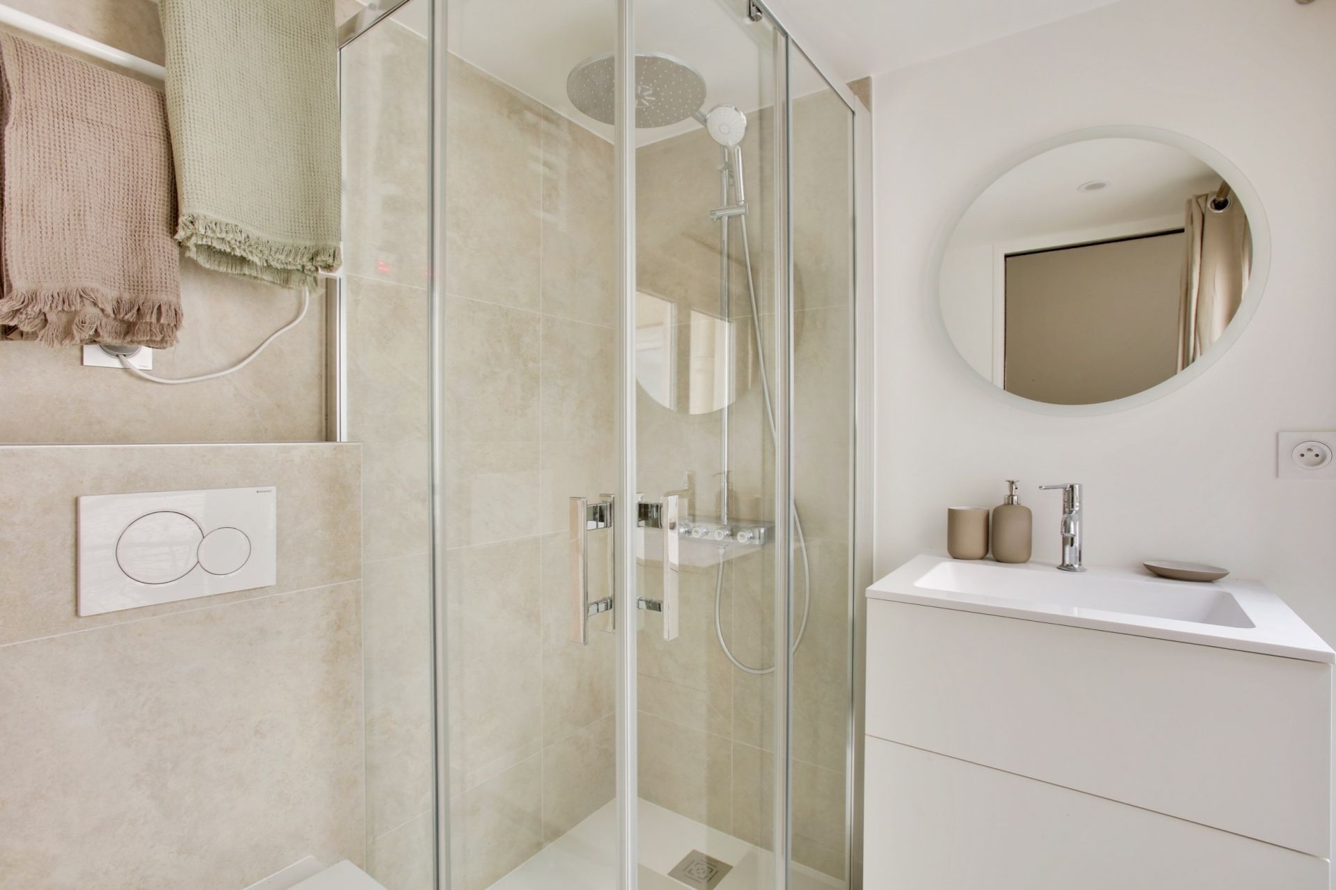 luxury apartment 2 Rooms for rent on PARIS (75003)