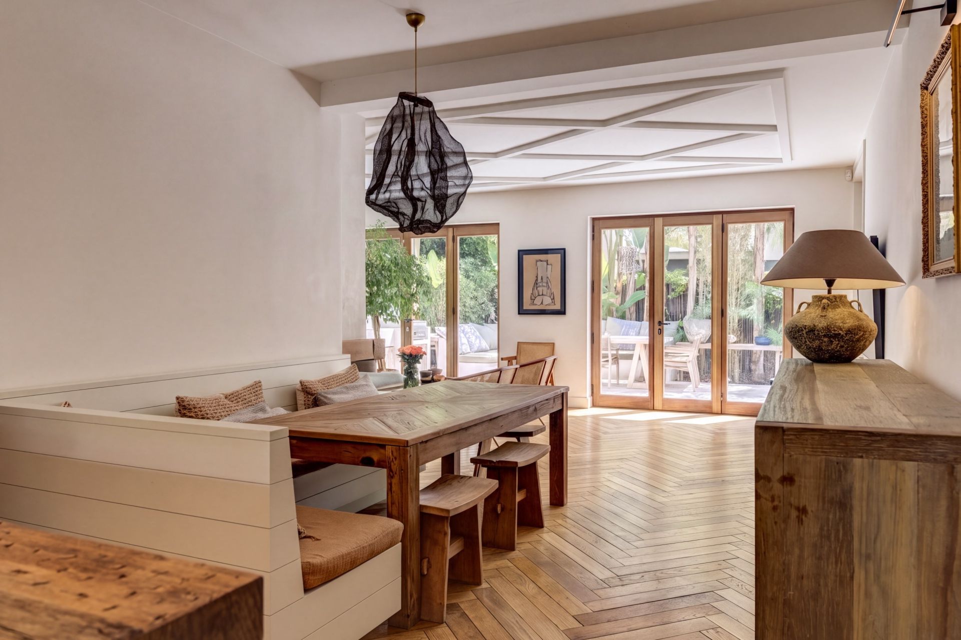 luxury apartment 3 Rooms for sale on CANNES (06400)