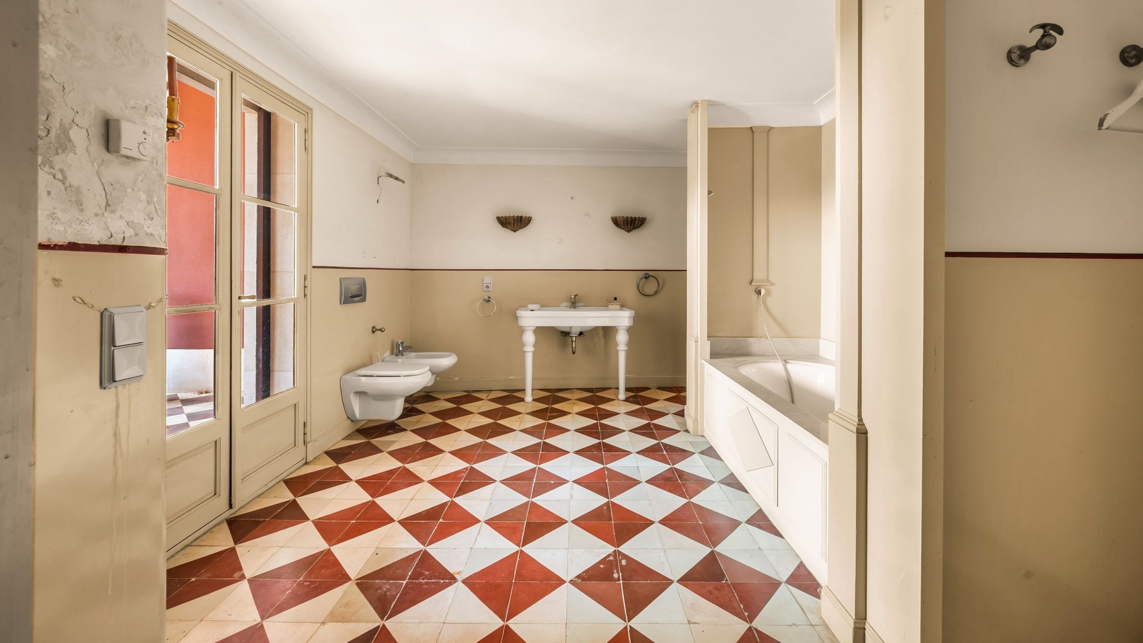 bastide 7 Pièces en vente sur CALLIAN (83440)