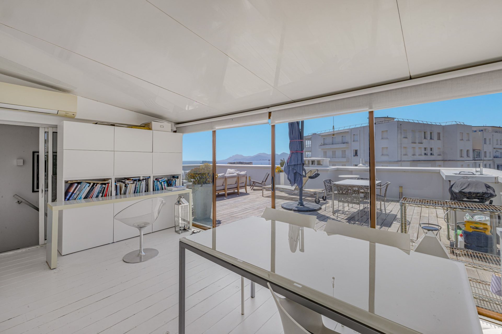 penthouse 3 Rooms for sale on CANNES (06400)
