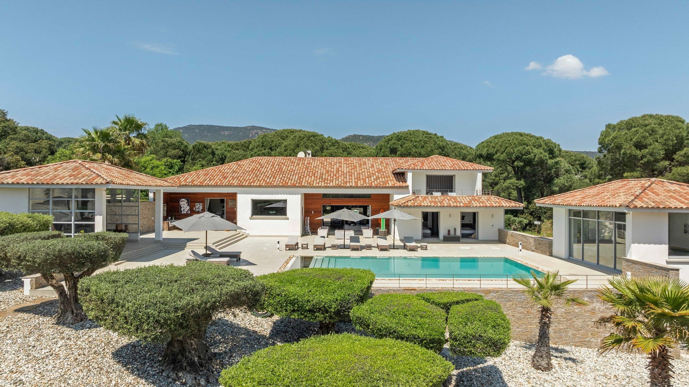villa de luxe 12 Pièces en vente sur LE PLAN DE LA TOUR (83120)