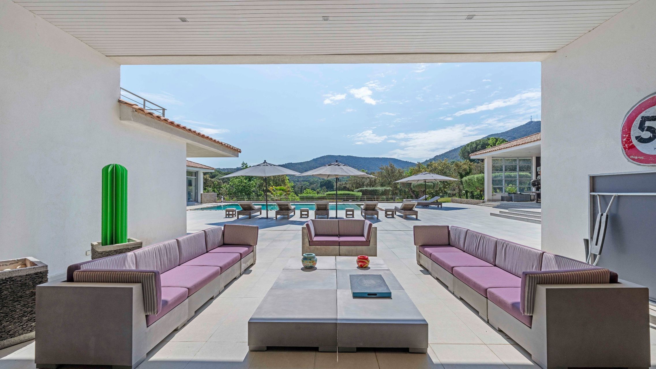 villa de luxe 12 Pièces en vente sur LE PLAN DE LA TOUR (83120)