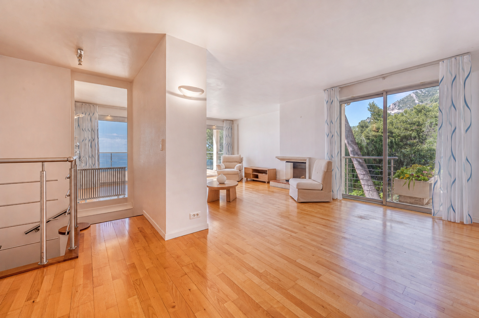 triplex de luxe 5 Pièces en vente sur EZE (06360)
