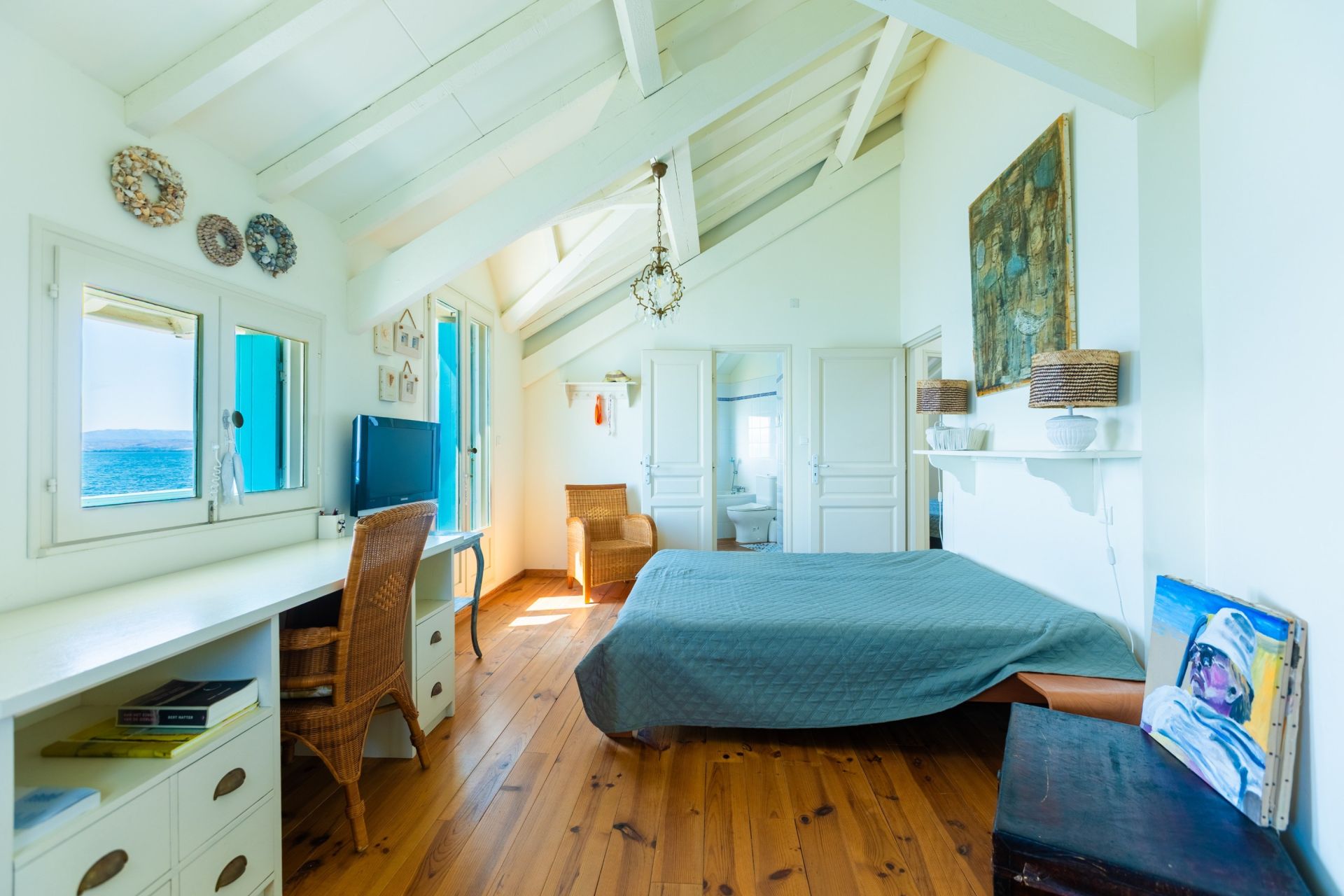 luxury house 7 Rooms for sale on LE BARCARES (66420)