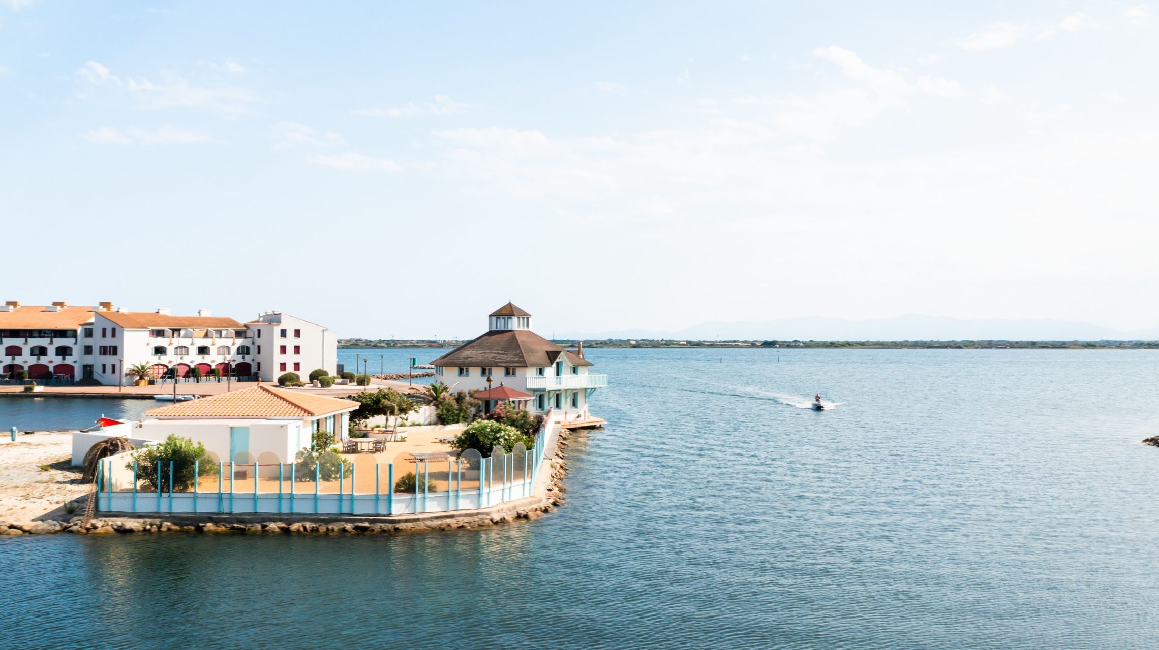 luxury house 7 Rooms for sale on LE BARCARES (66420)