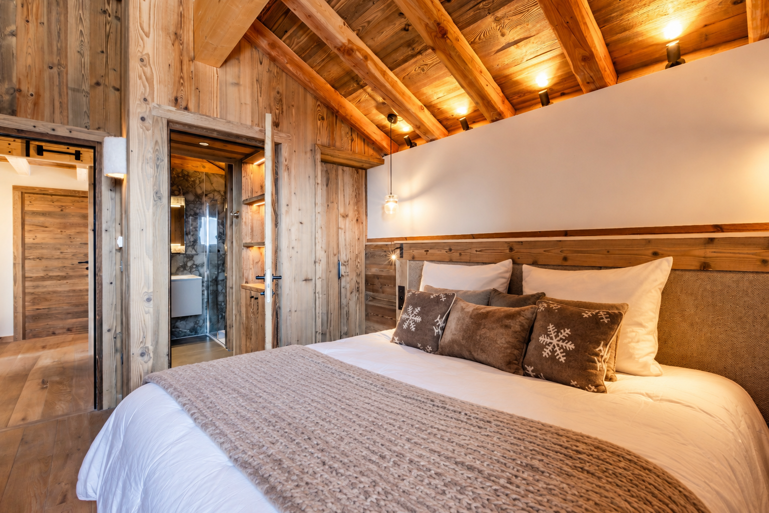 chalet de luxe 7 Pièces en location saisonnière sur L ALPE D HUEZ (38750)