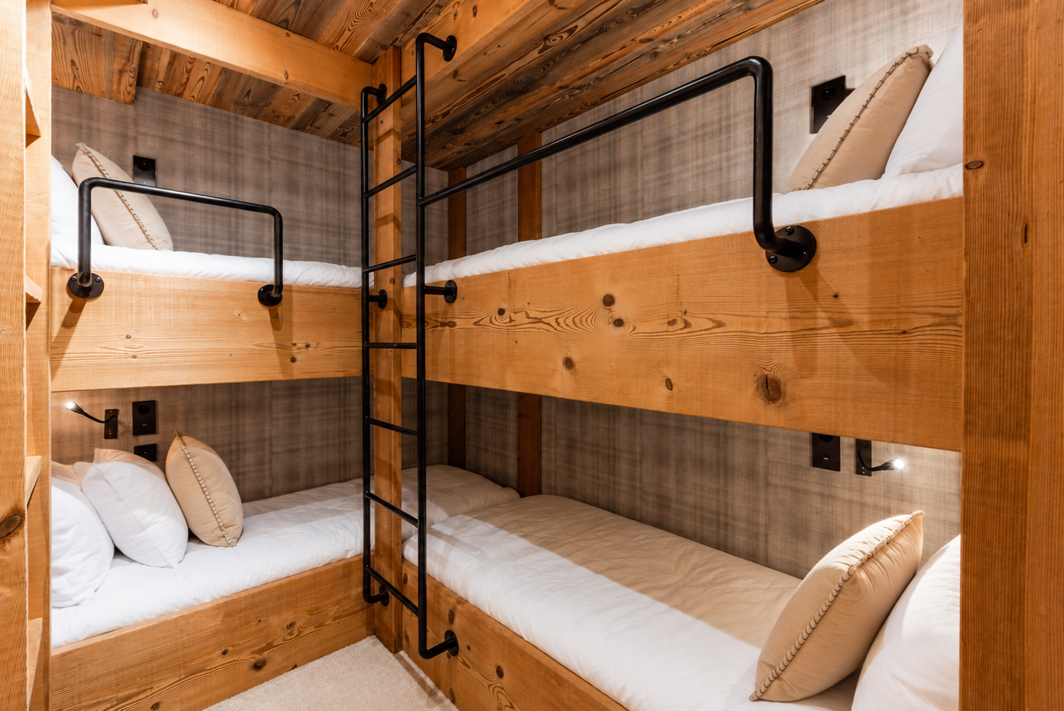 chalet de luxe 7 Pièces en location saisonnière sur L ALPE D HUEZ (38750)