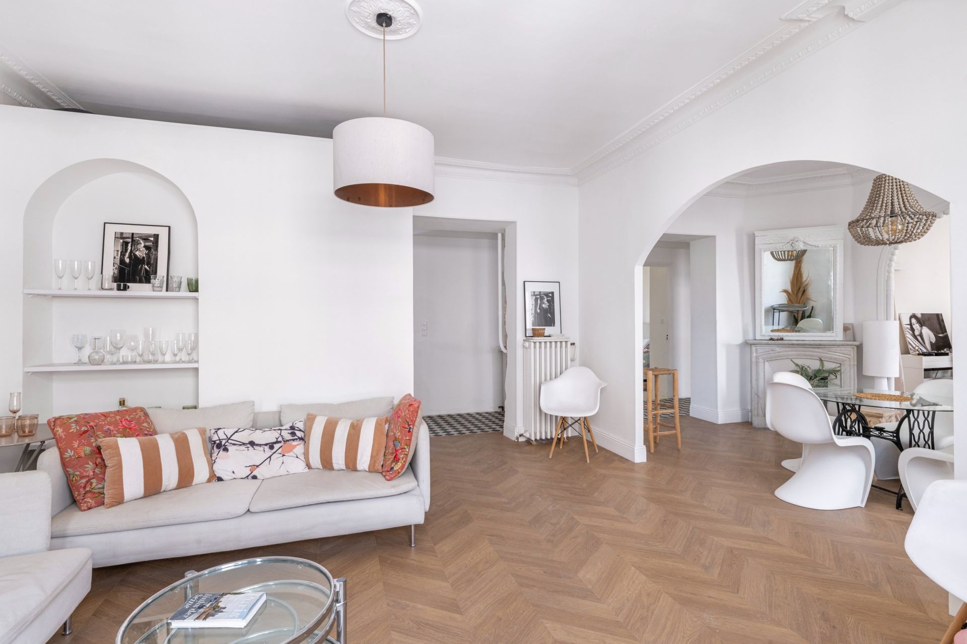 luxury apartment 4 Rooms for sale on NICE (06000)