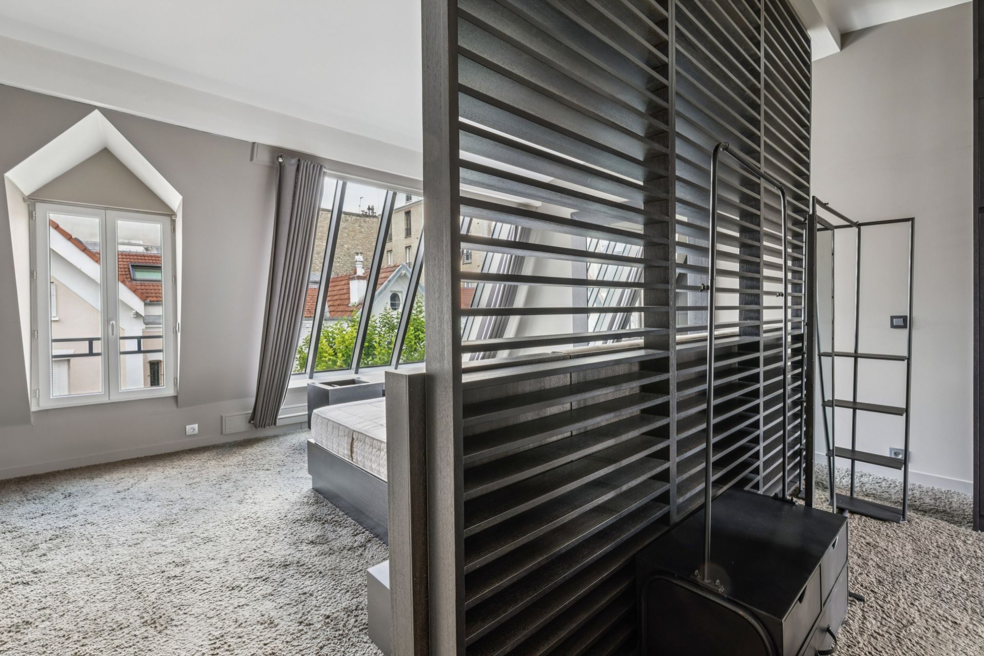 maison de ville 7 Pièces en location sur PARIS (75016)