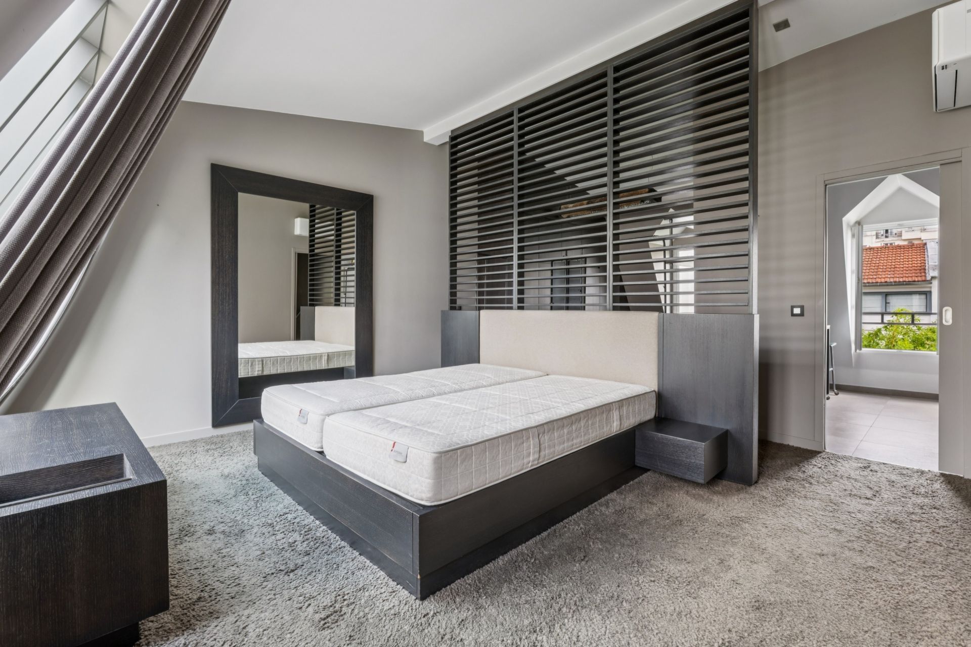 maison de ville 7 Pièces en location sur PARIS (75016)
