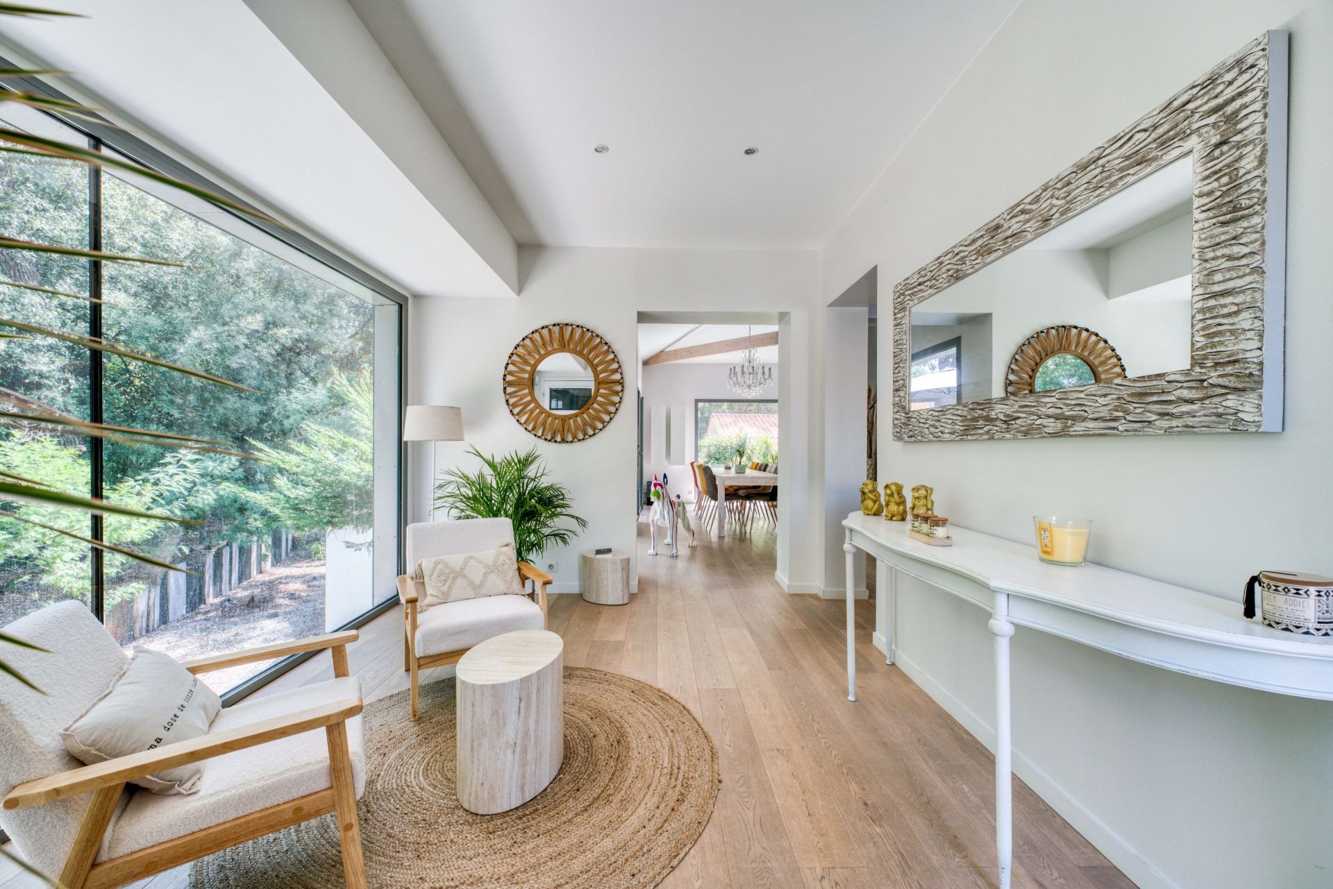luxury house 8 Rooms for sale on ST GEORGES DE DIDONNE (17110)