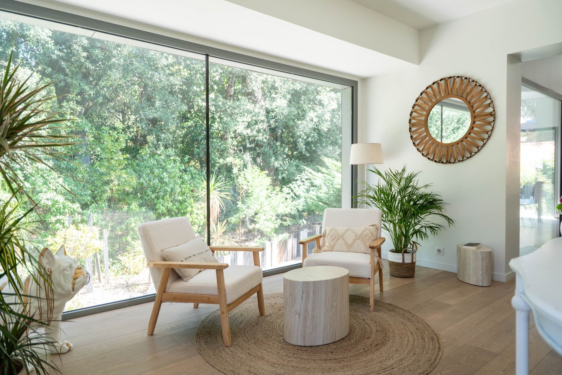 luxury house 8 Rooms for sale on ST GEORGES DE DIDONNE (17110)