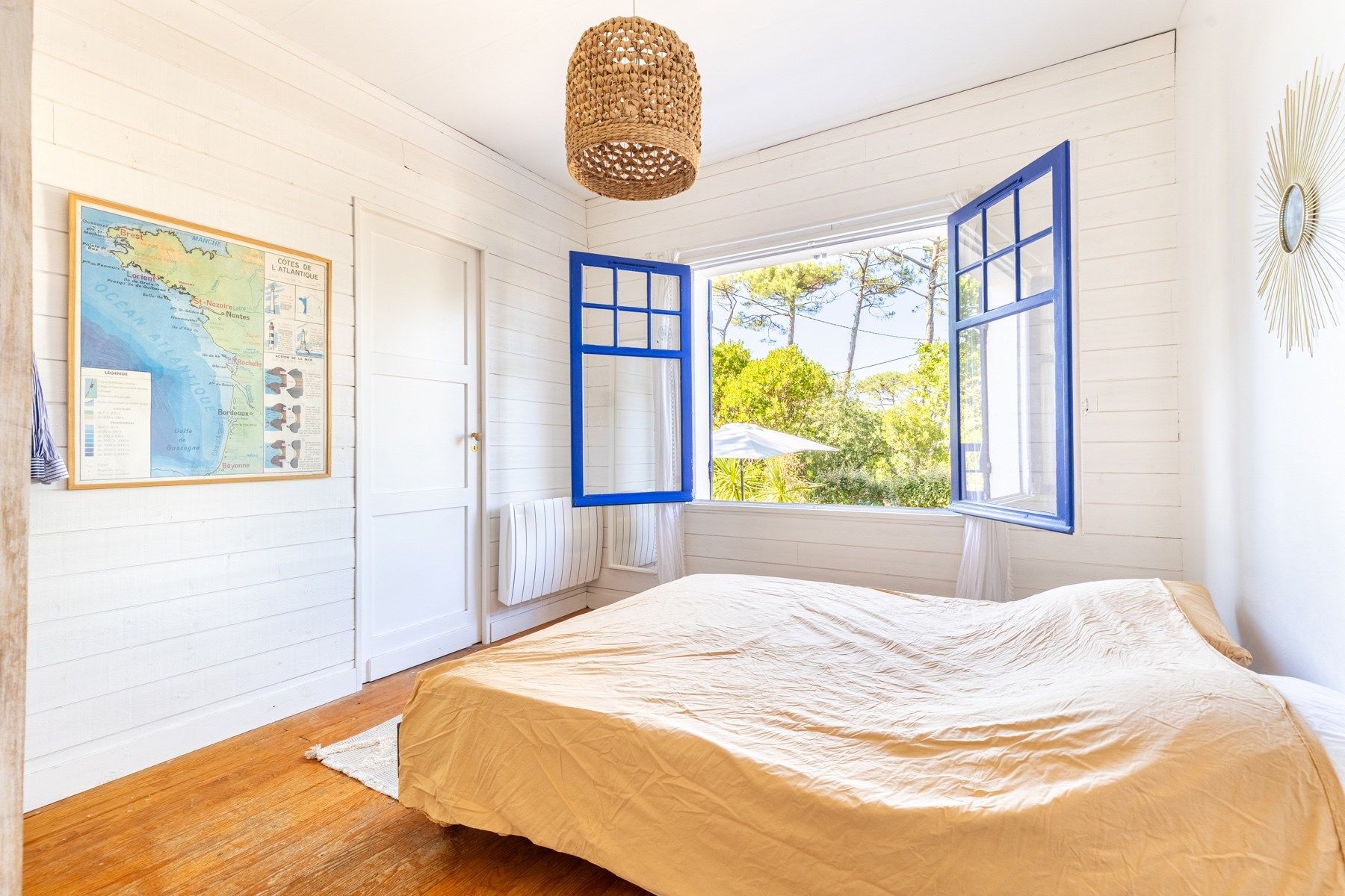 luxury house 5 Rooms for sale on PYLA SUR MER (33115)