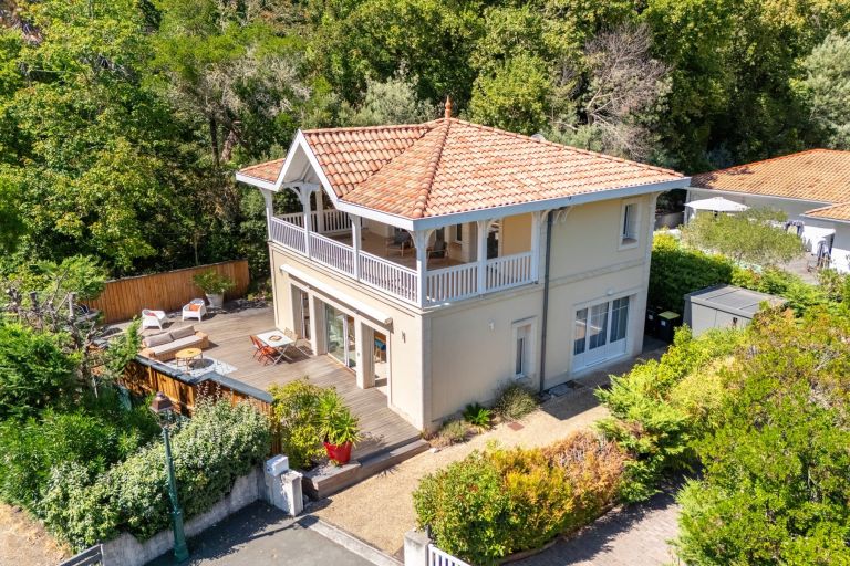 maison de luxe 5 Pièces en vente sur ARCACHON (33120)