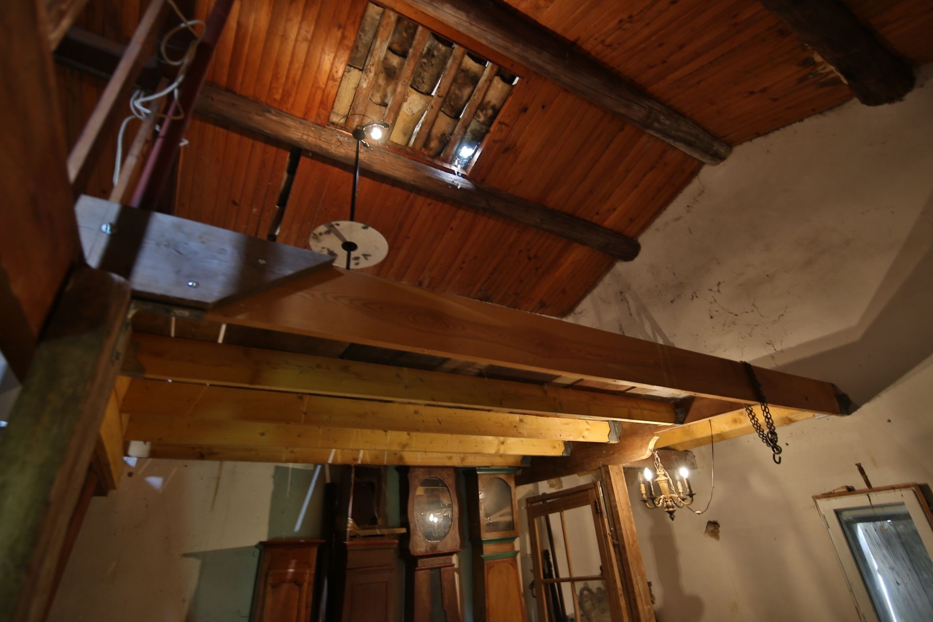 luxury house 10 Rooms for sale on OPPEDE (84580)