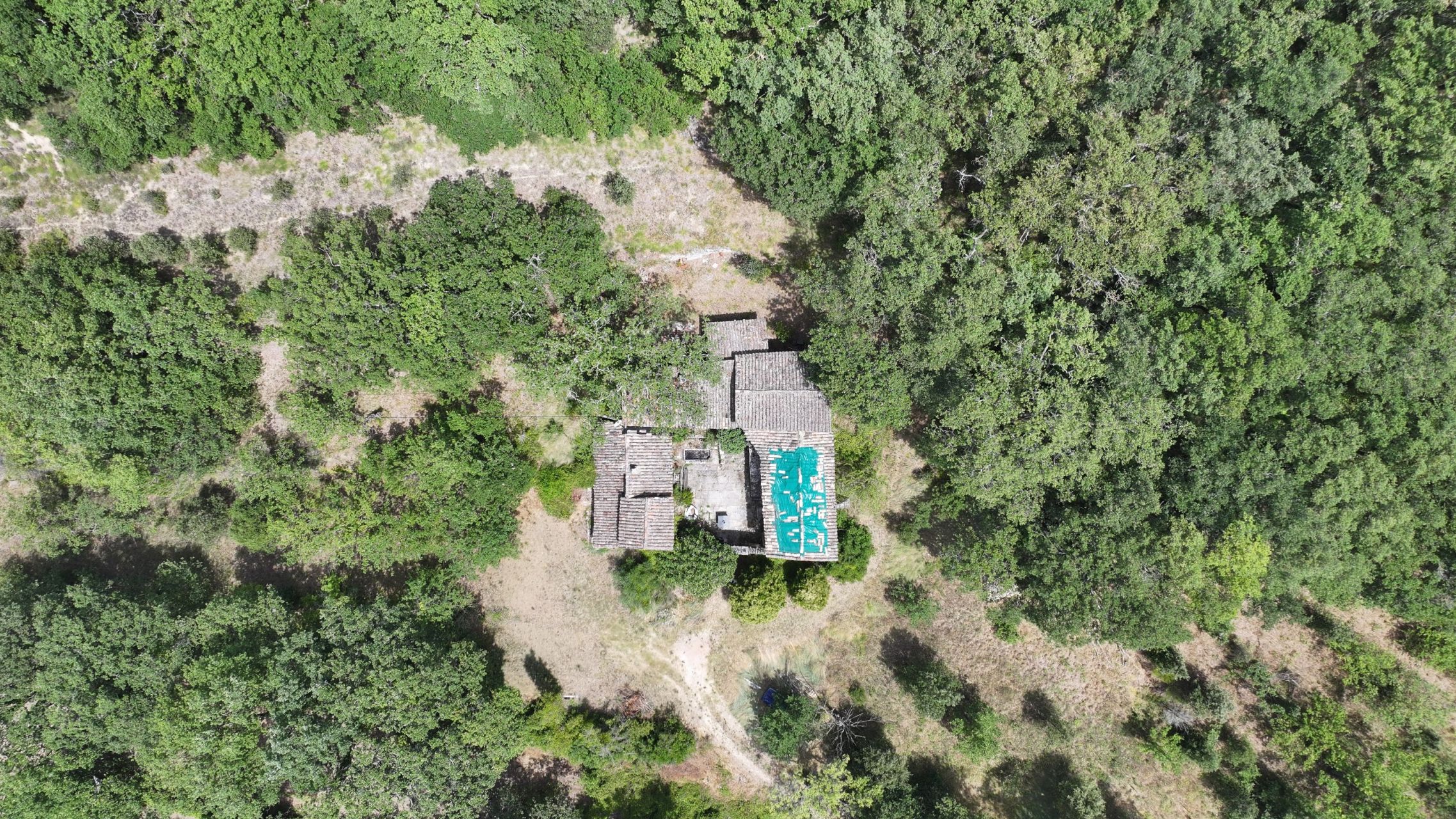 luxury house 10 Rooms for sale on OPPEDE (84580)