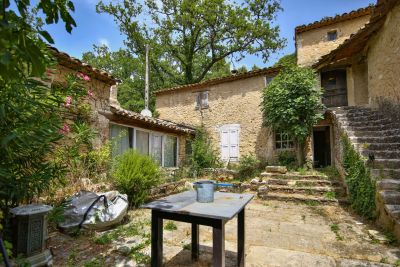 Sale Luxury house Oppède 10&nbsp;Rooms 350&nbsp;m²