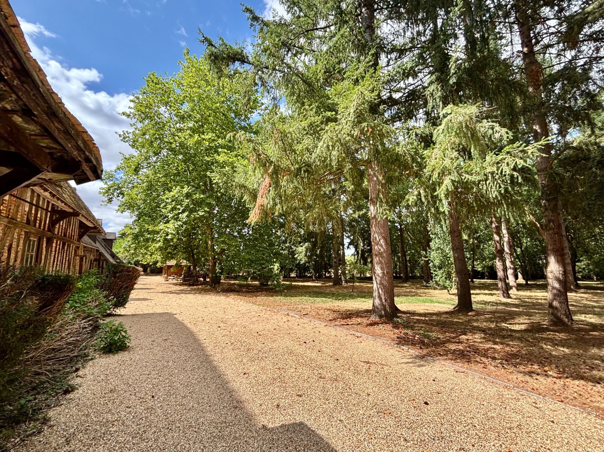 maison de luxe 10 Pièces en vente sur BERNAY (27300)
