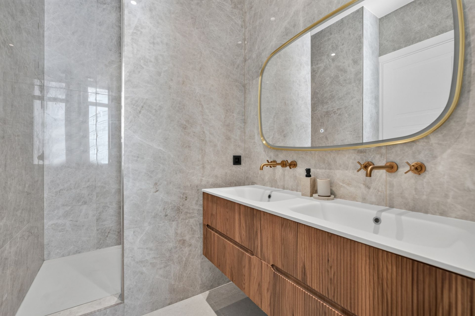 appartement de luxe 3 Pièces en vente sur CANNES (06400)