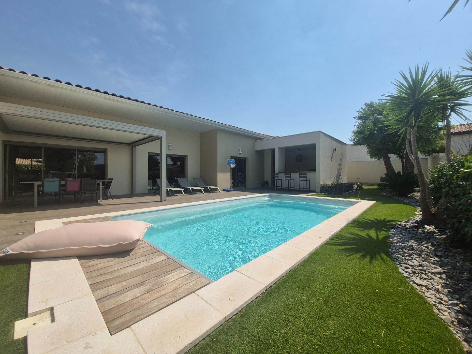maison de luxe 5 Pièces en vente sur NARBONNE (11100)