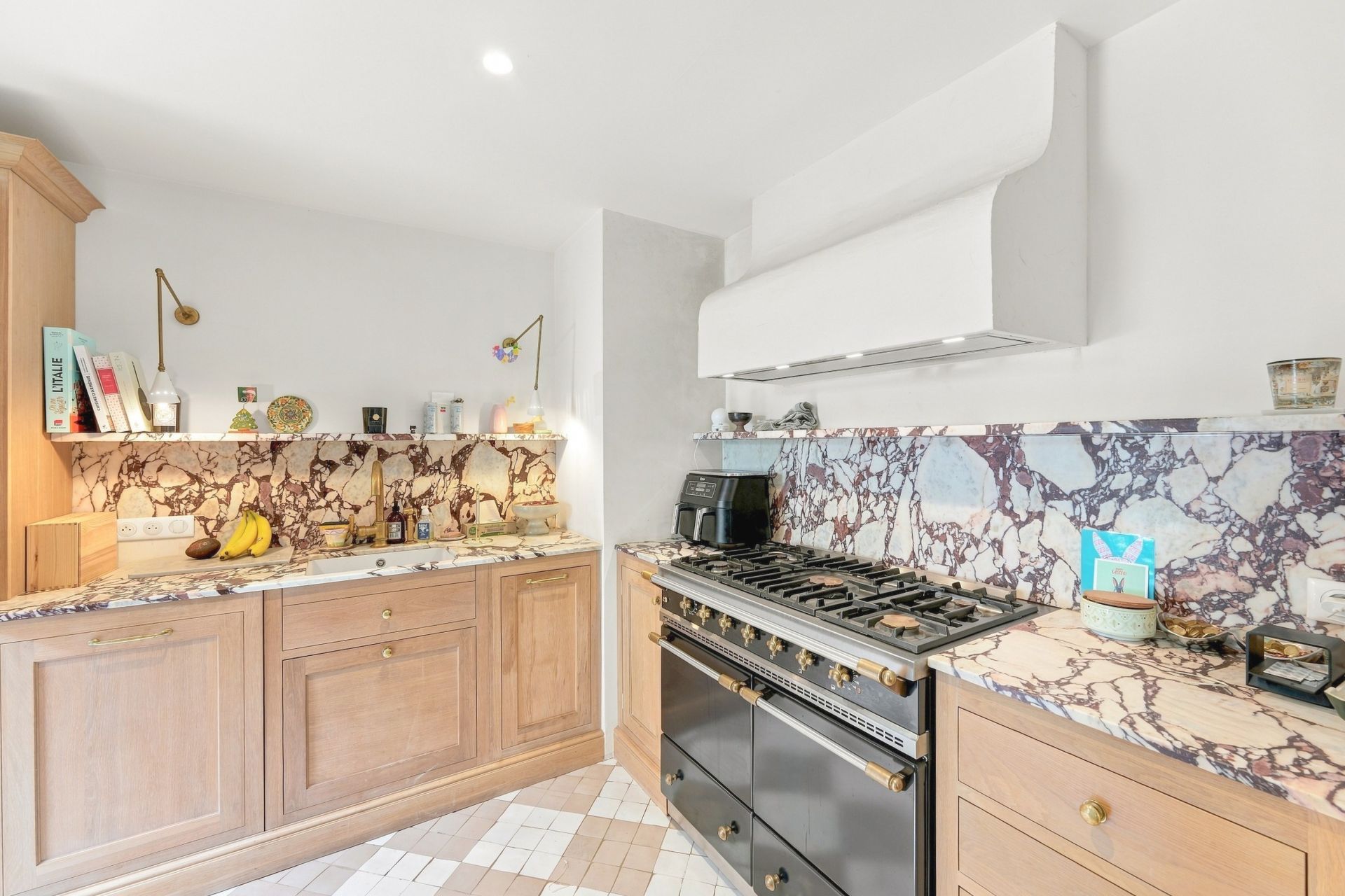  8 Pièces en vente sur NERNIER (74140)