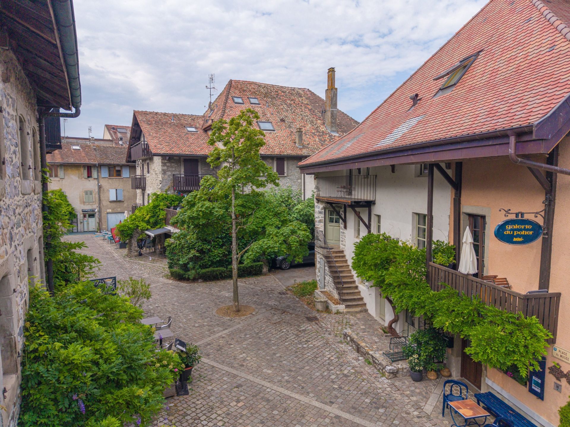 8 Pièces en vente sur NERNIER (74140)