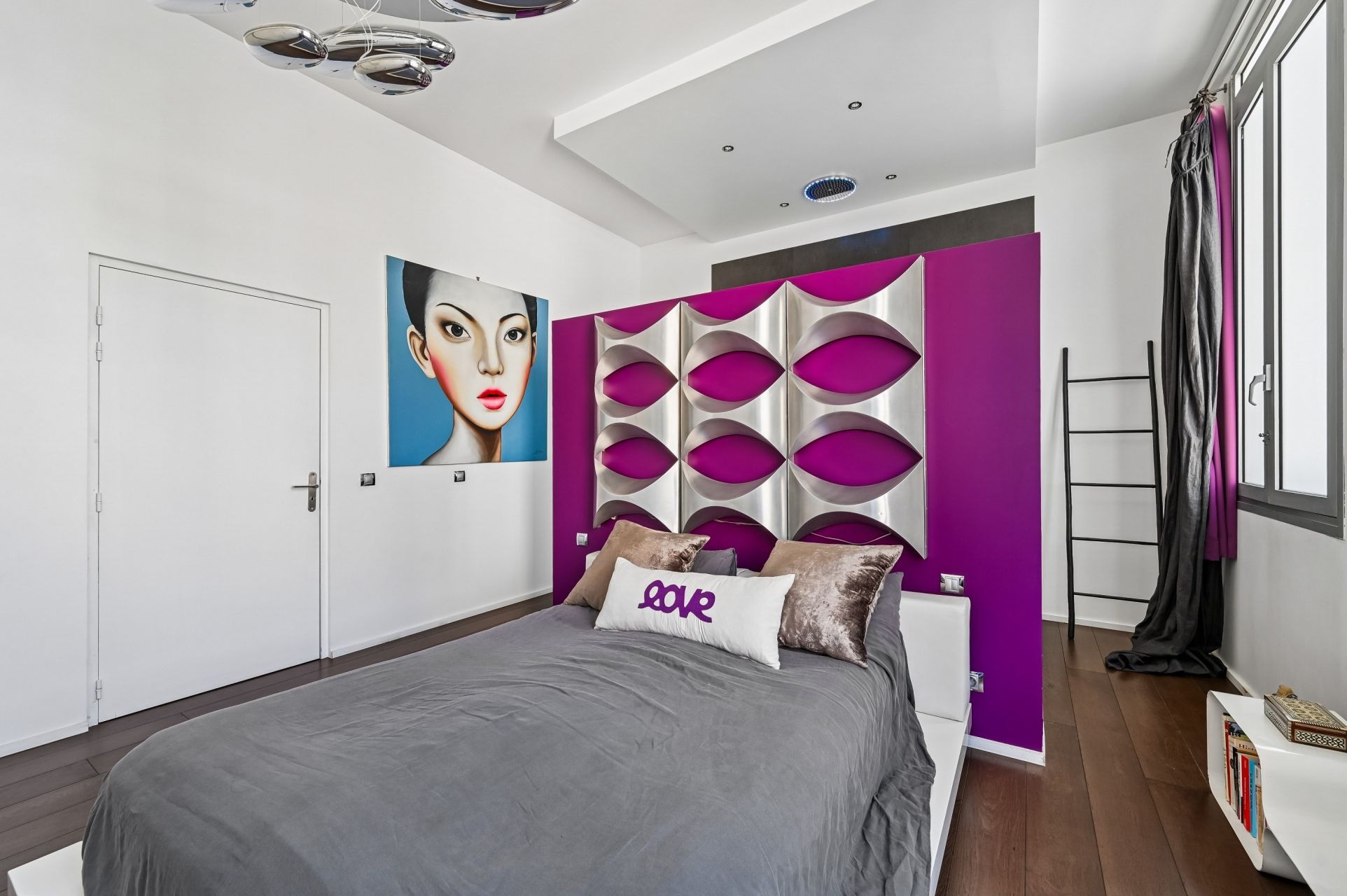 luxury apartment 6 Rooms for sale on PARIS (75015)